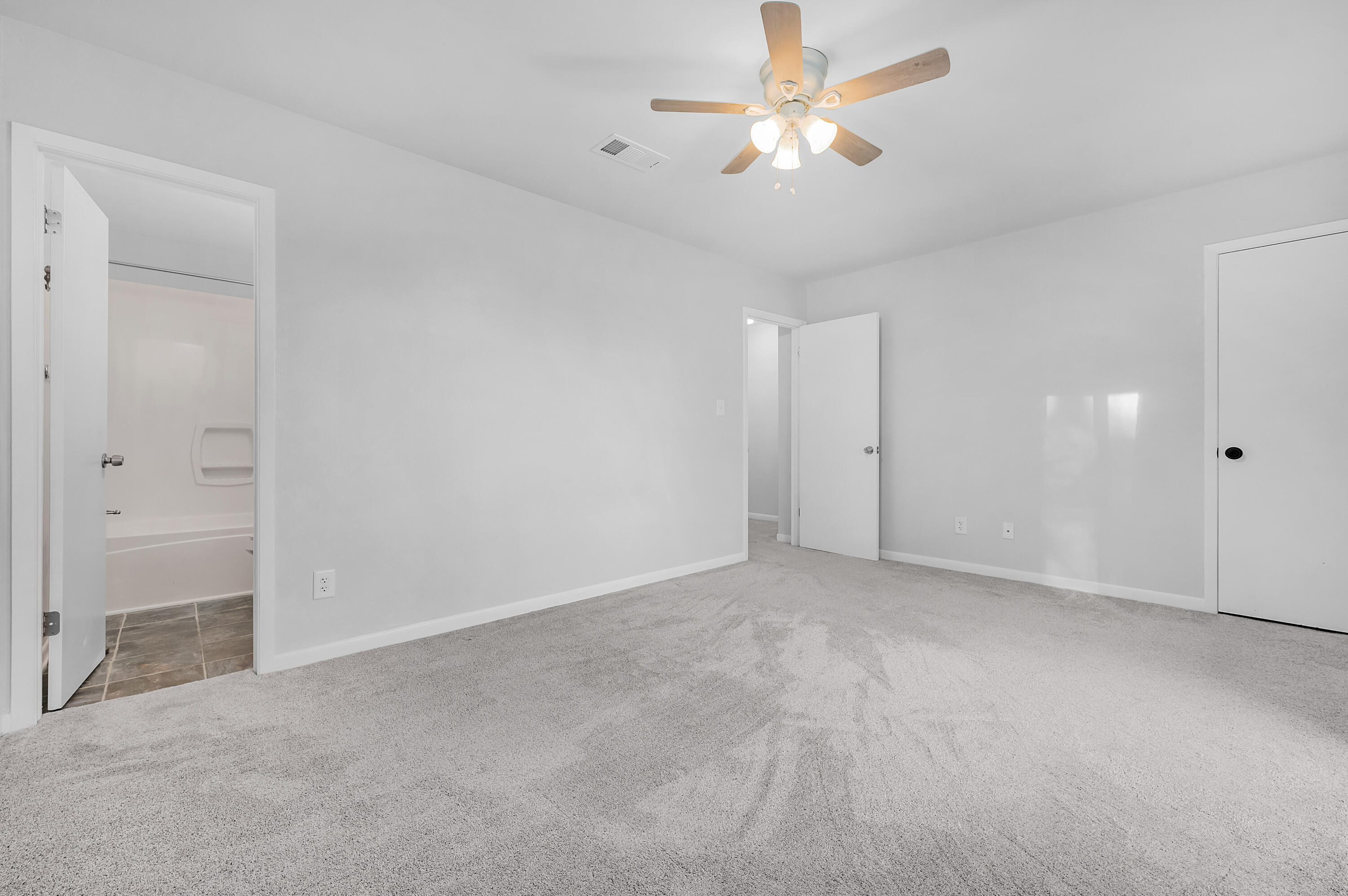 LA MAR WEST T/H PH 2 - Residential