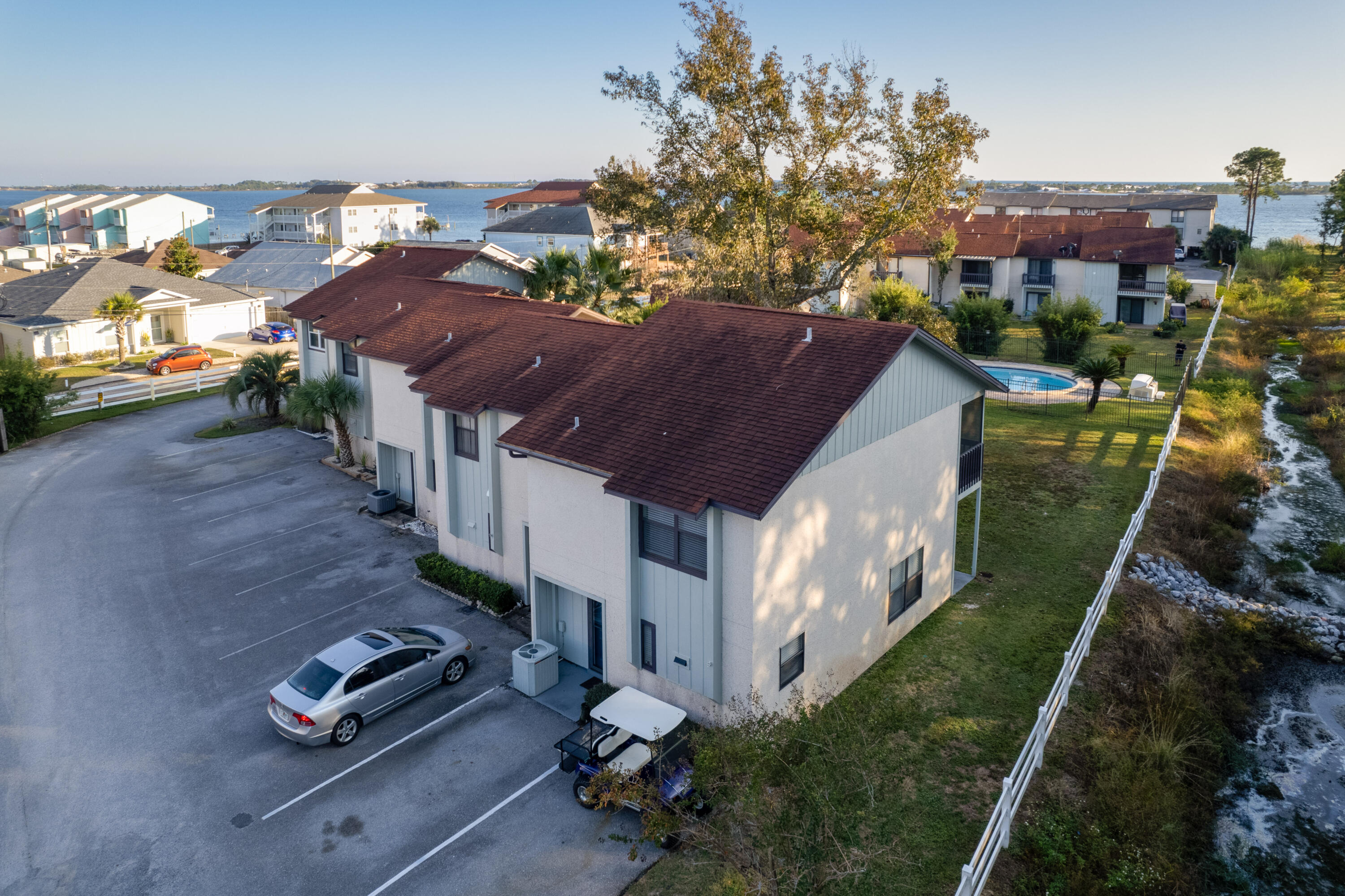 LA MAR WEST T/H PH 2 - Residential