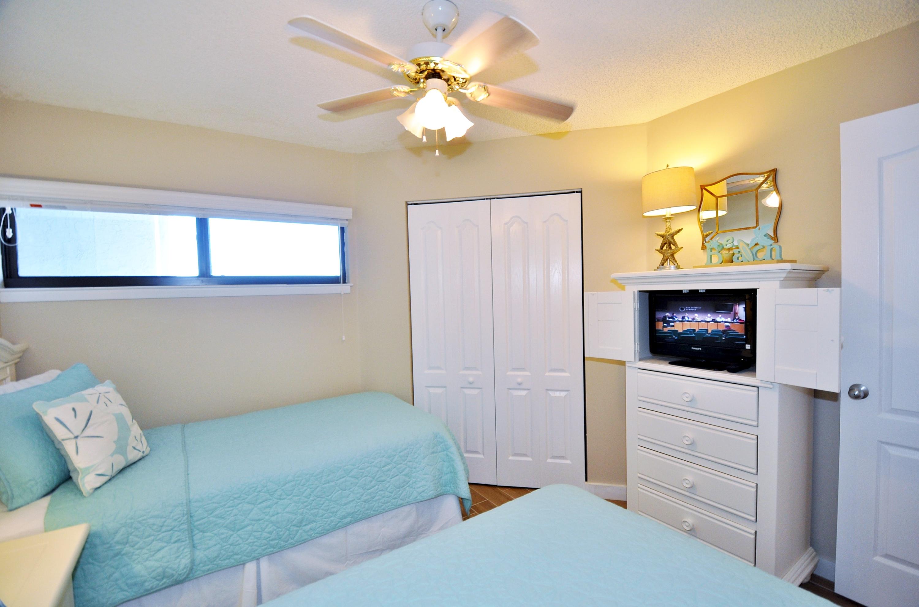 AQUAVISTA CONDO - Residential