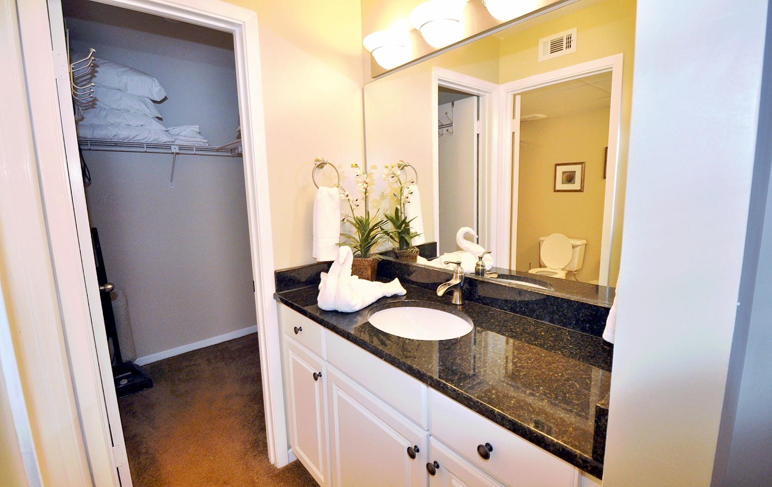 AQUAVISTA CONDO - Residential