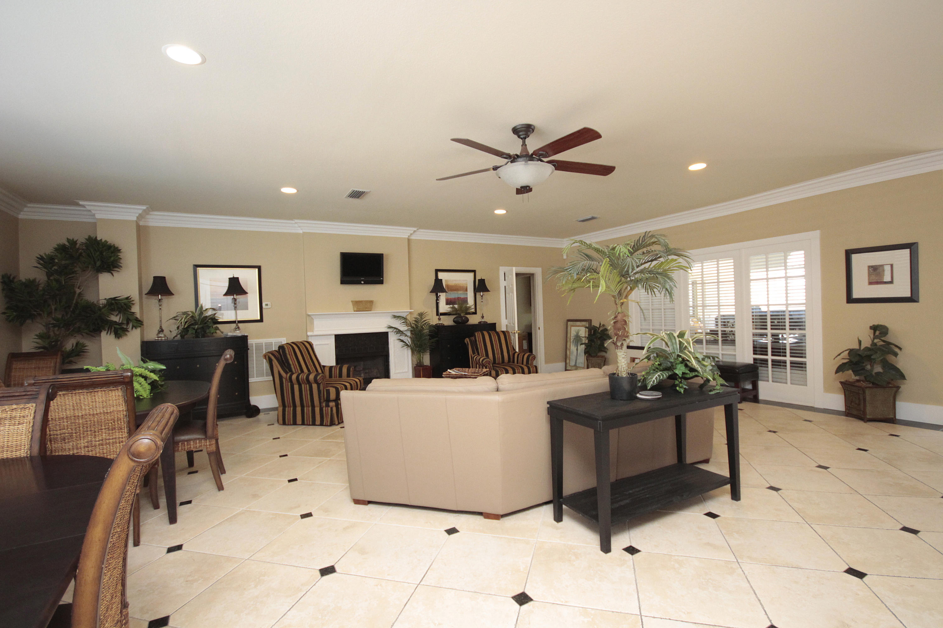 INDIAN LAKE - Residential