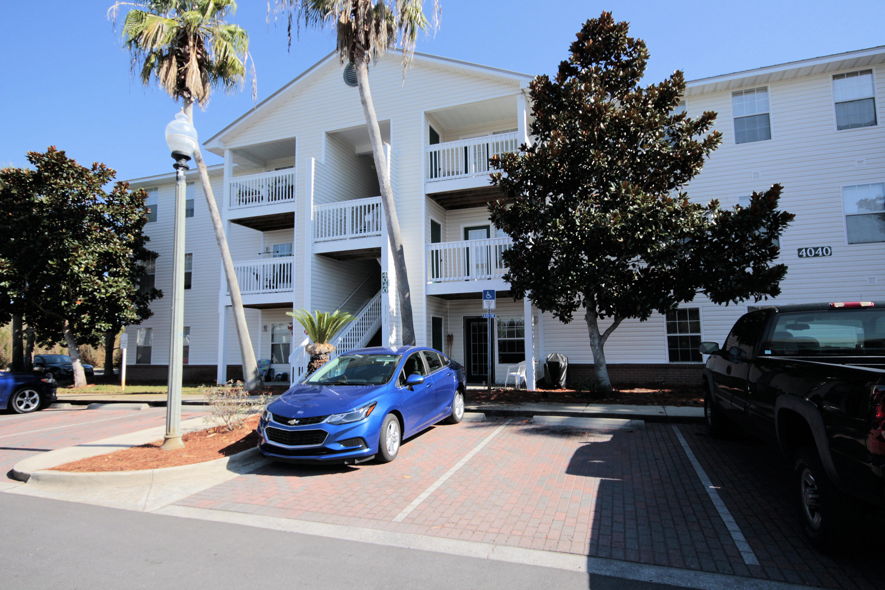 INDIAN LAKE - Residential