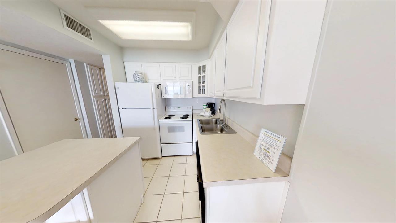 JETTY EAST CONDO - Residential