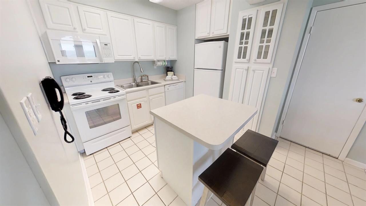 JETTY EAST CONDO - Residential