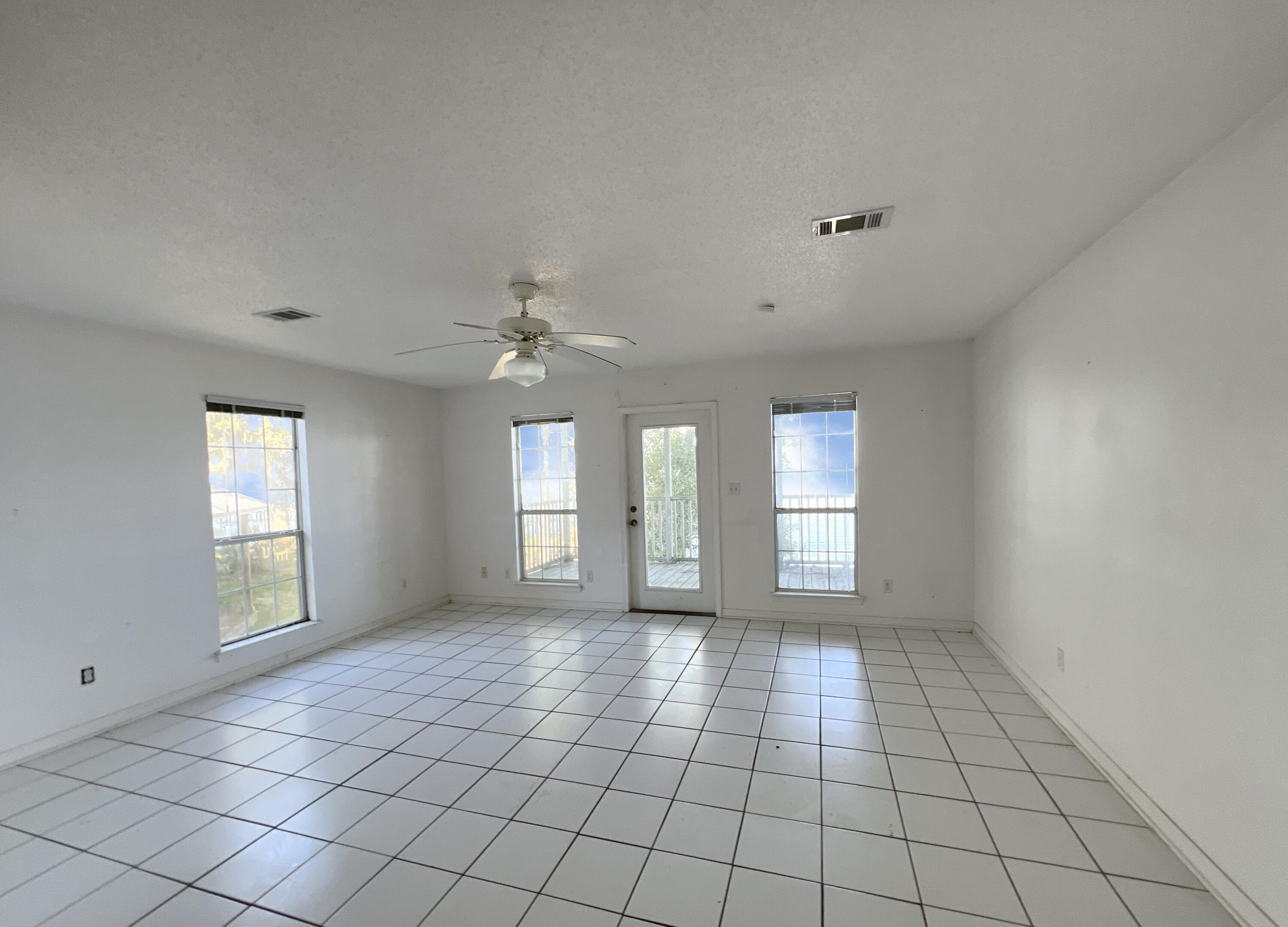 BAYBREEZE - Residential