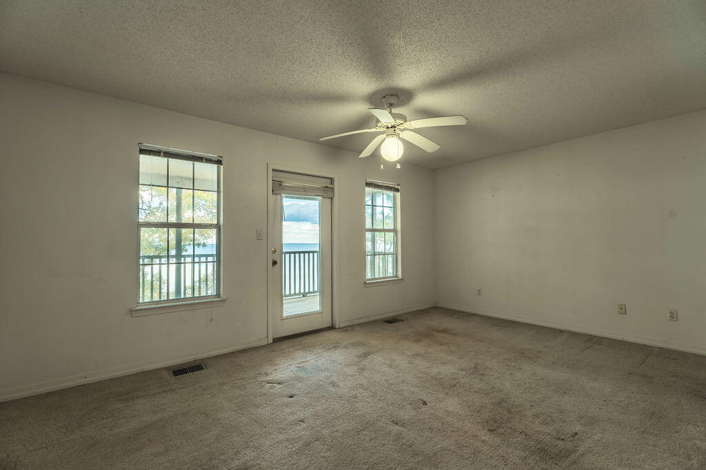 BAYBREEZE - Residential