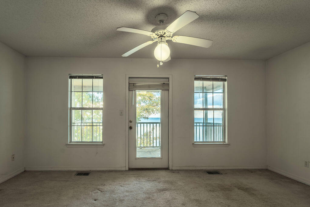 BAYBREEZE - Residential