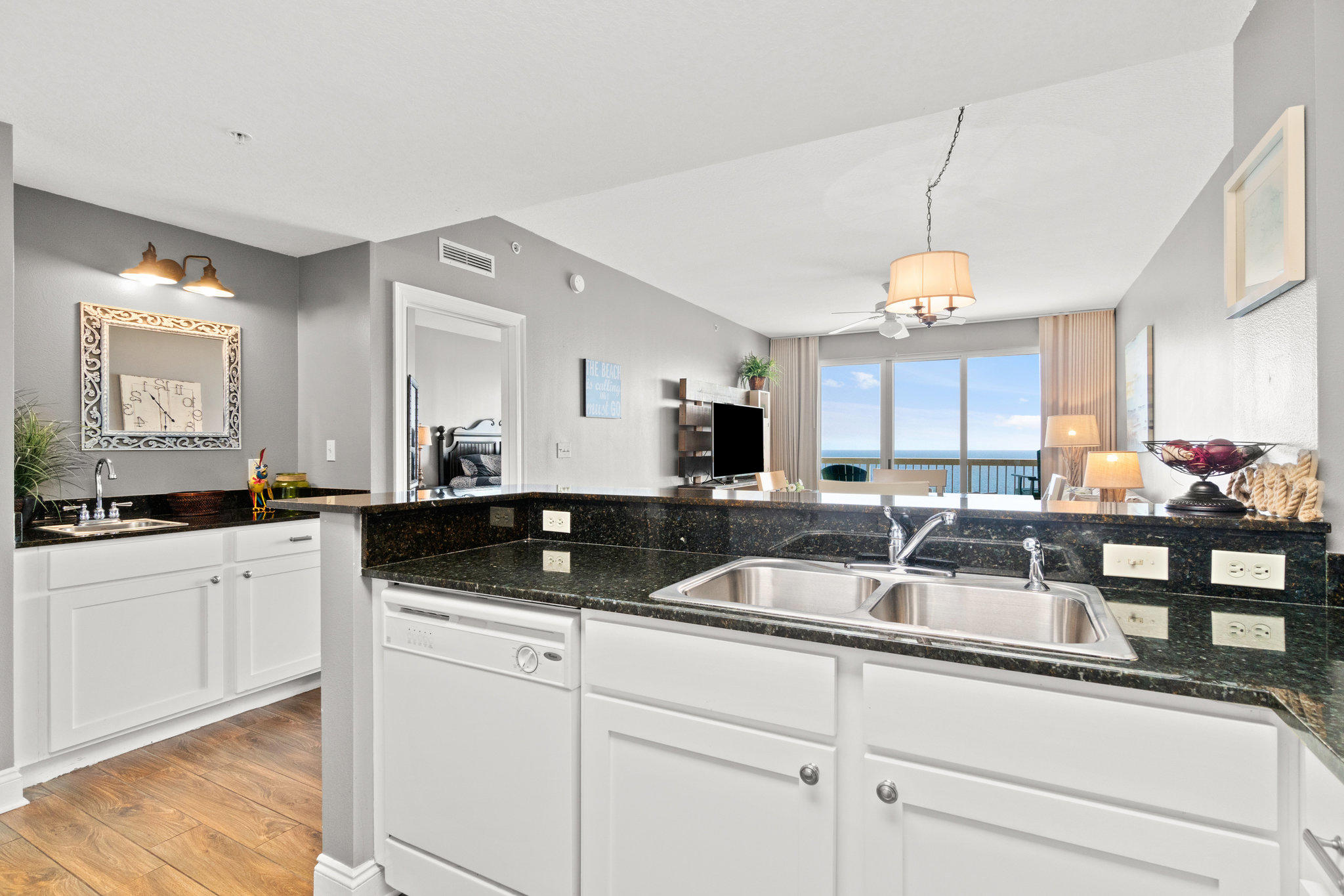 CALYPSO RESORT & TOWERS - Residential