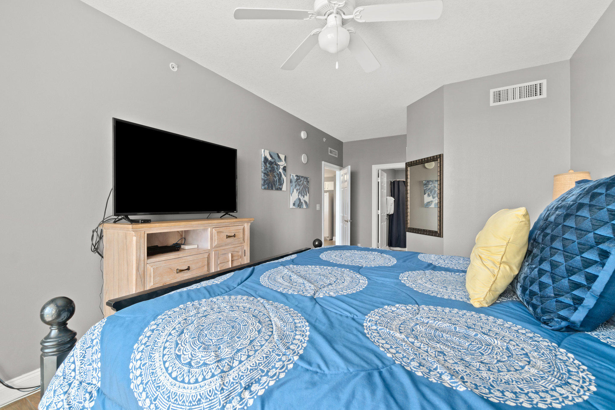 CALYPSO RESORT & TOWERS - Residential