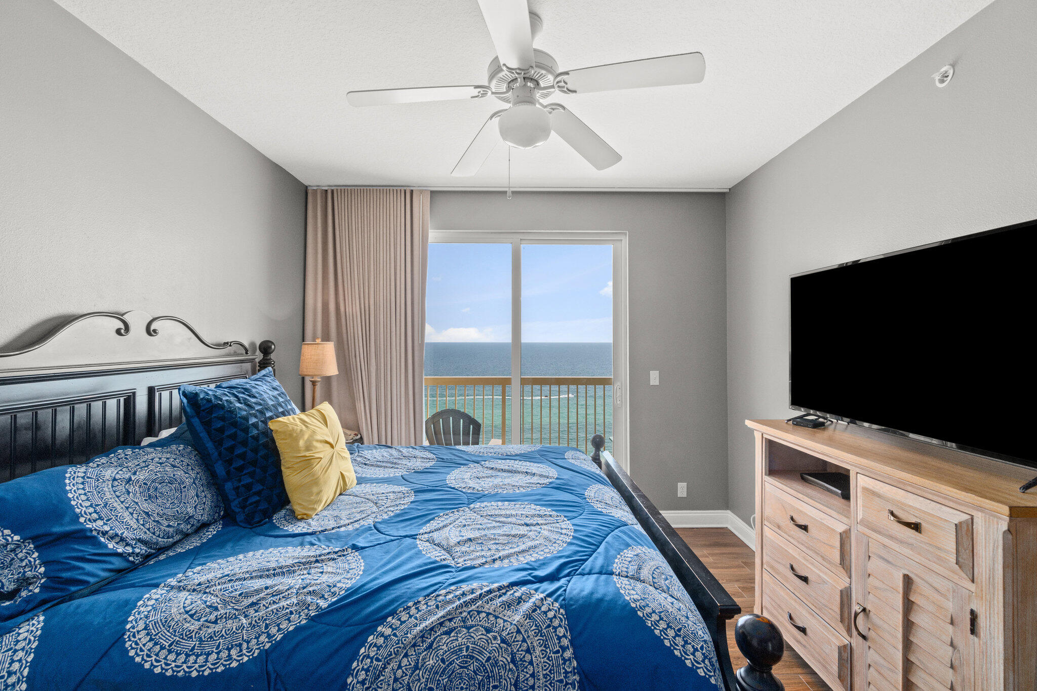 CALYPSO RESORT & TOWERS - Residential