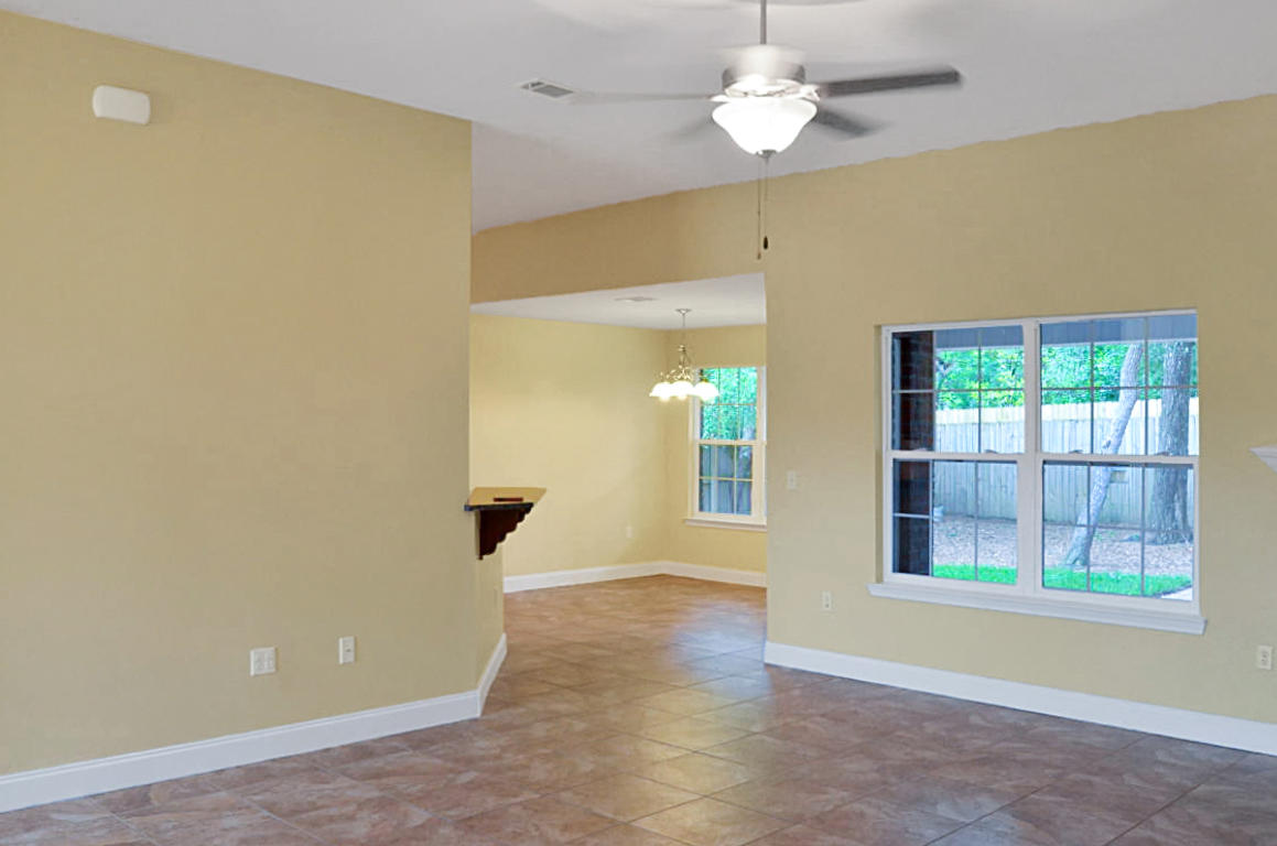 CEDAR LAKE - Residential