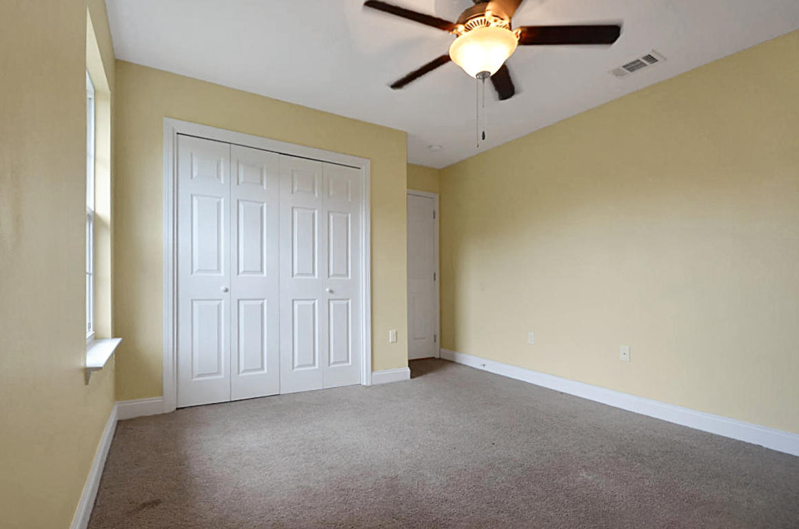 CEDAR LAKE - Residential