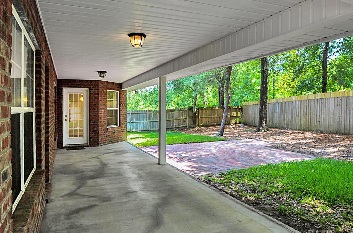 CEDAR LAKE - Residential