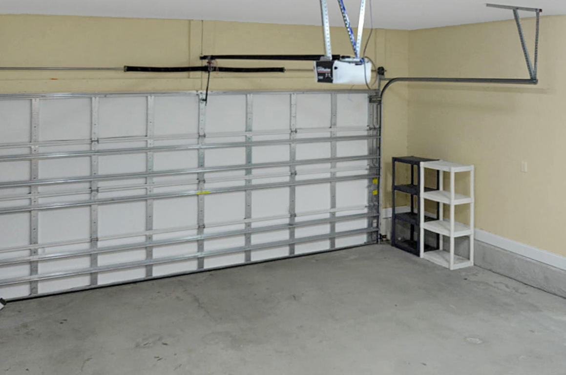 CEDAR LAKE - Residential