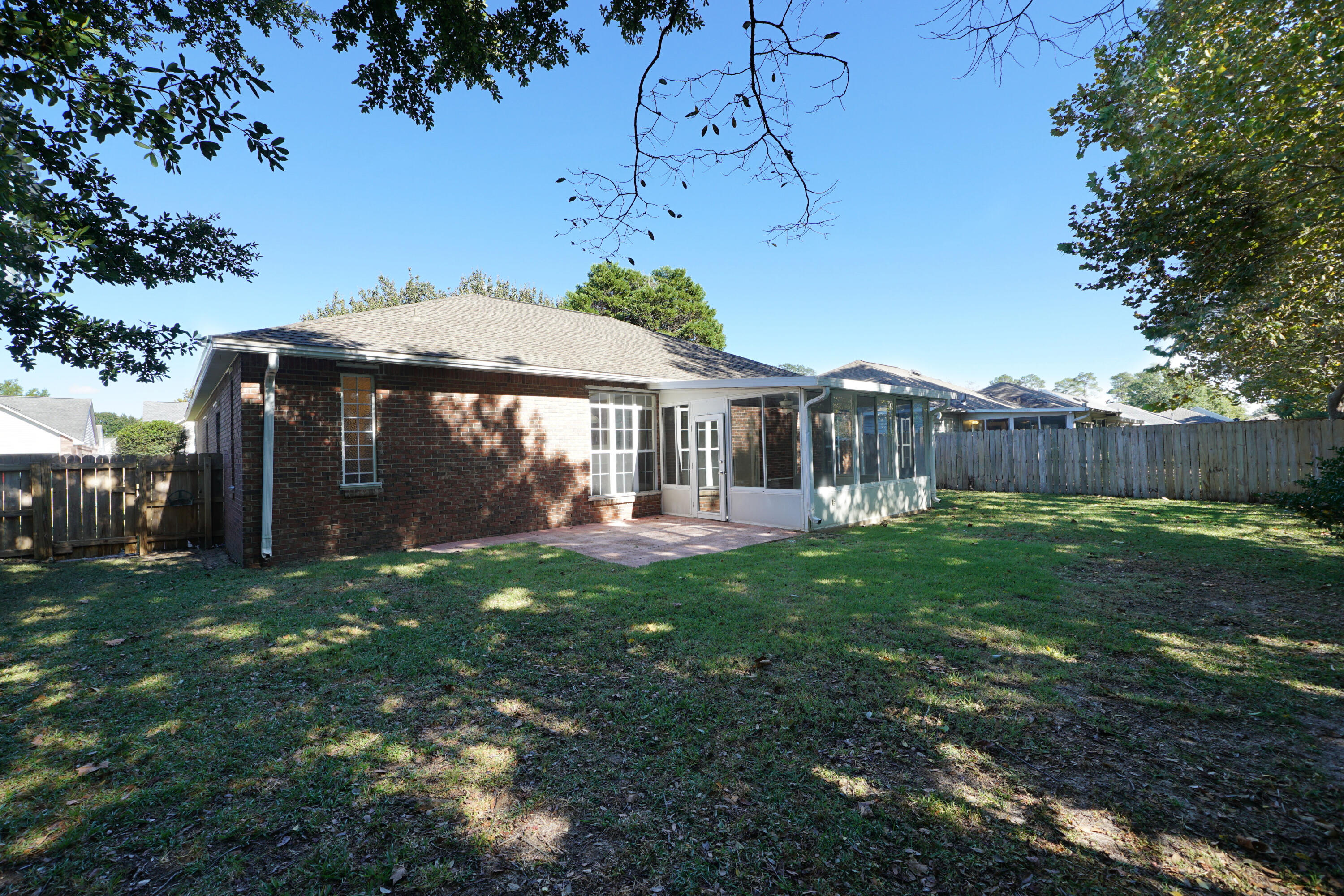 PARKWOOD SQUARE PH 2 - Residential