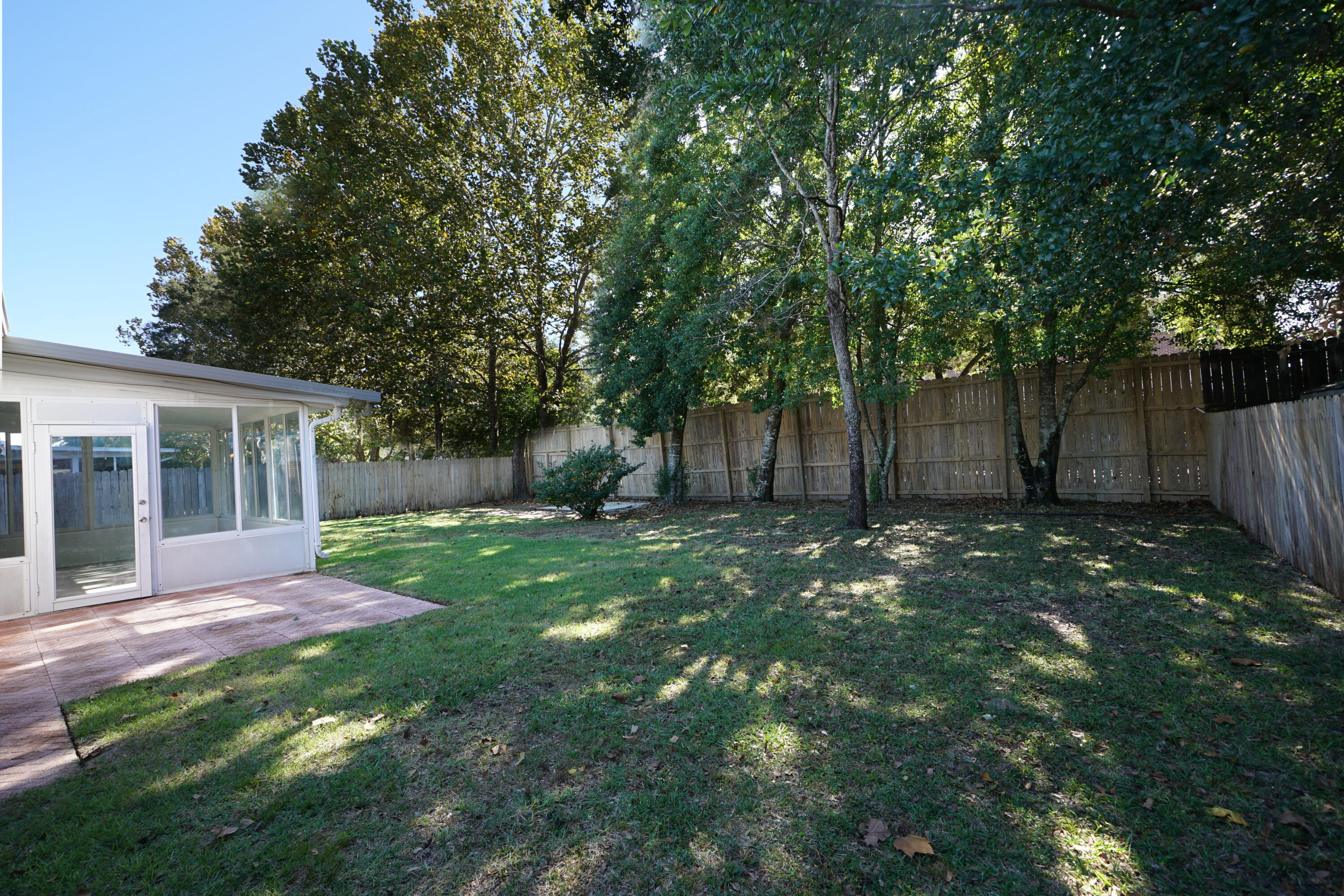 PARKWOOD SQUARE PH 2 - Residential