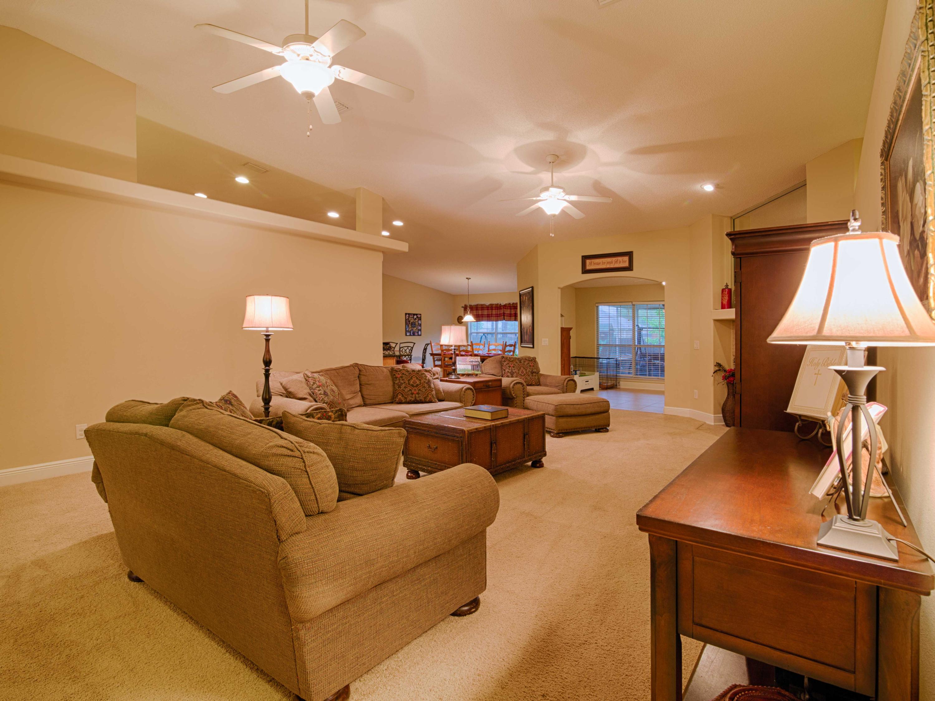 HOLLEY BY THE SEA - Residential