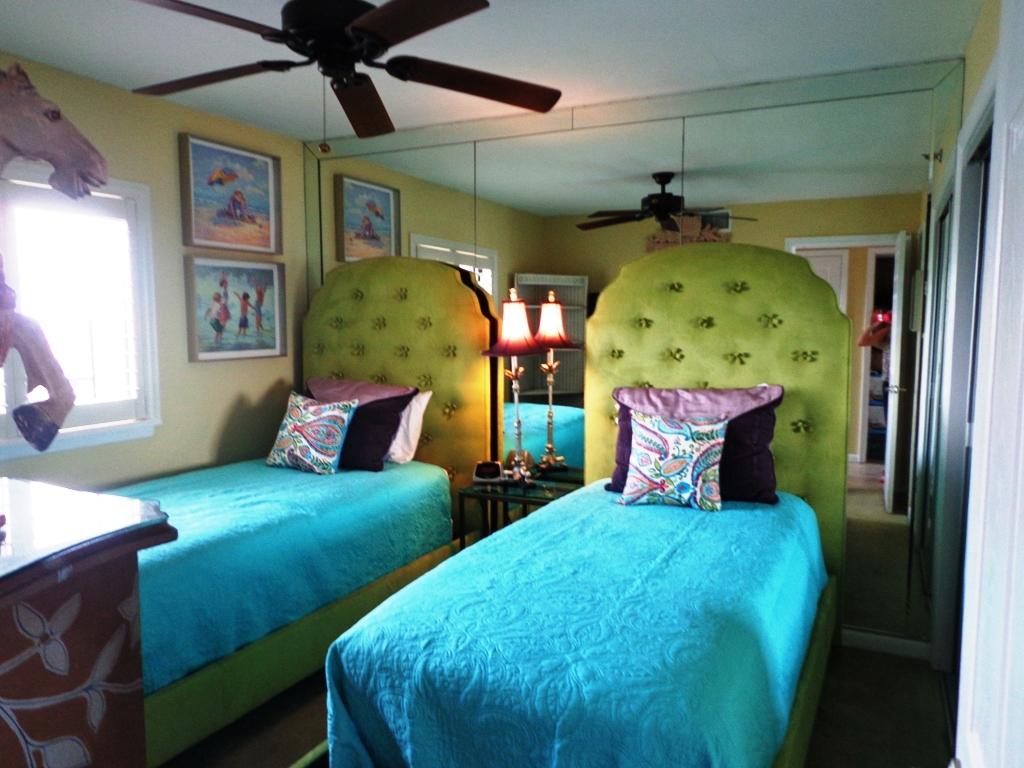One Seagrove Place Condominium - Residential