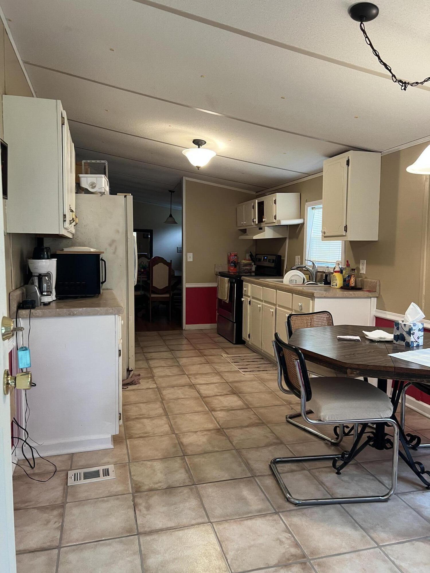 JUNIPER LAKE ESTATES - Residential