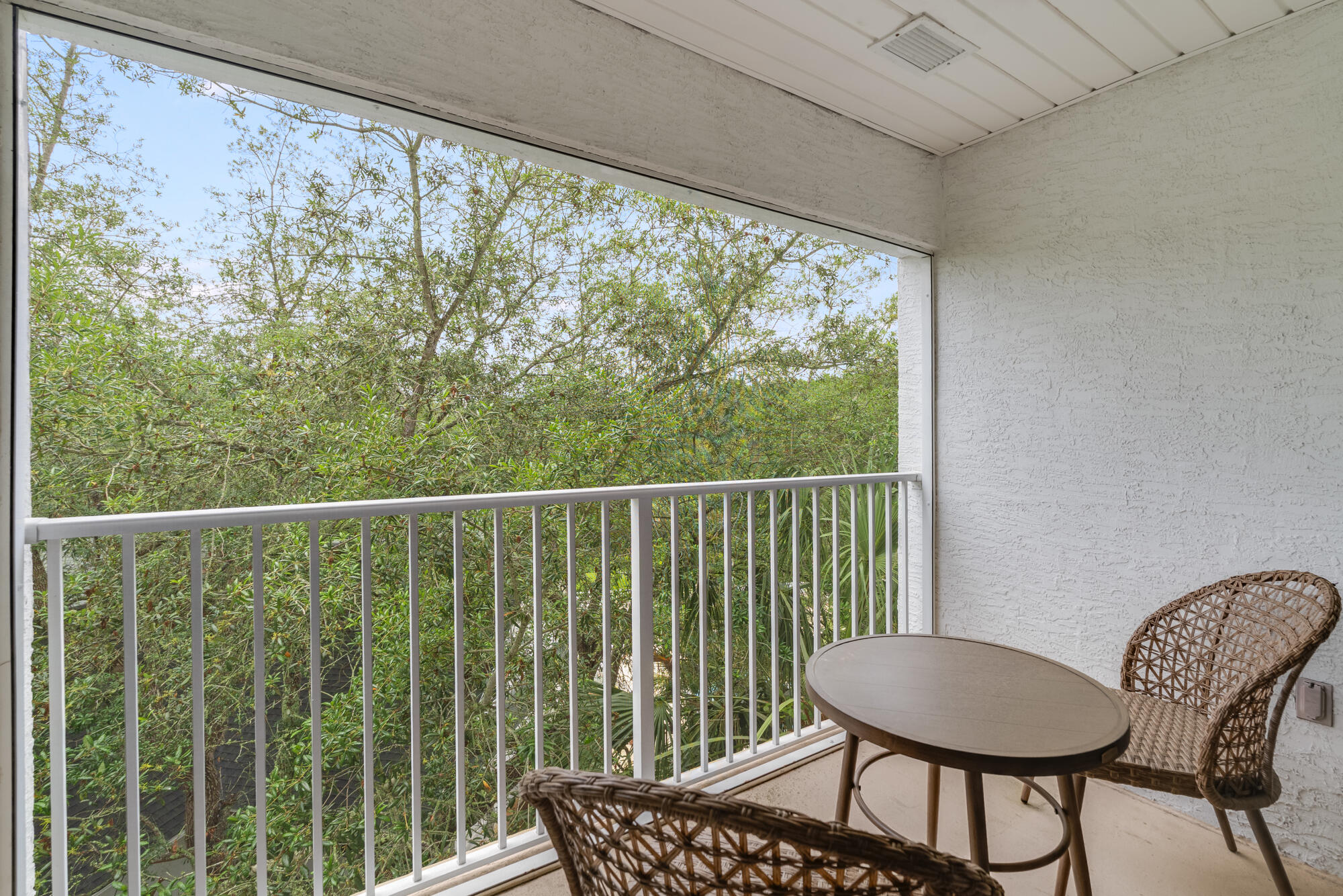 THE FLORIDA CLUB - Residential