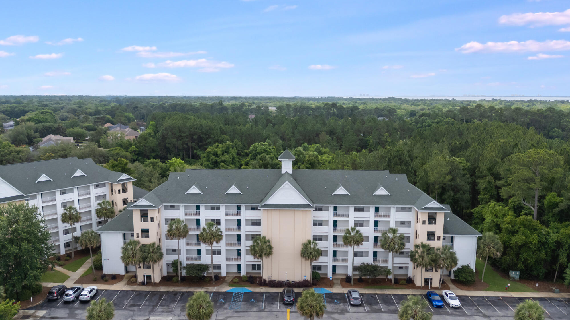 THE FLORIDA CLUB - Residential