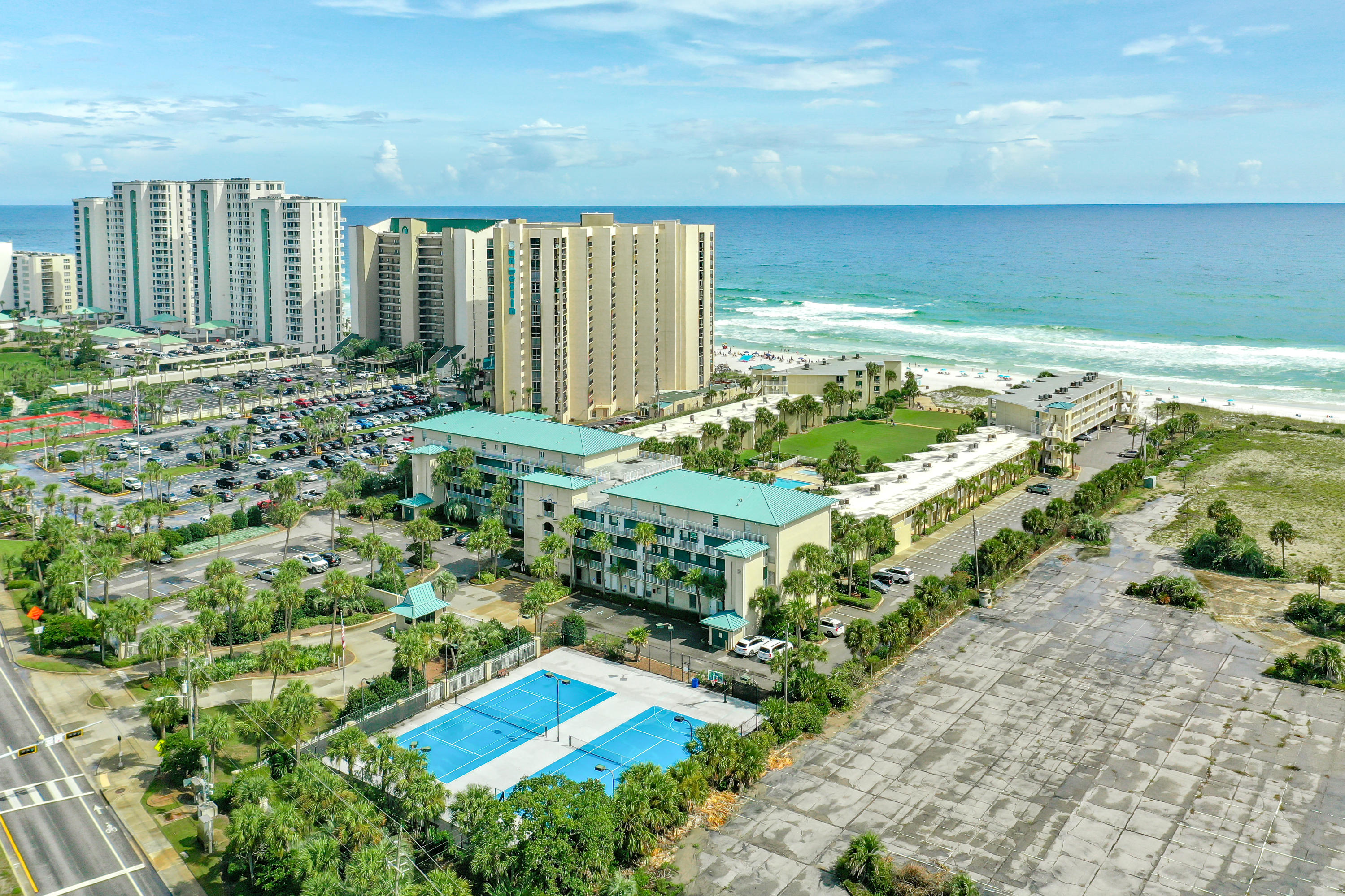 SILVER DUNES CONDO - Residential