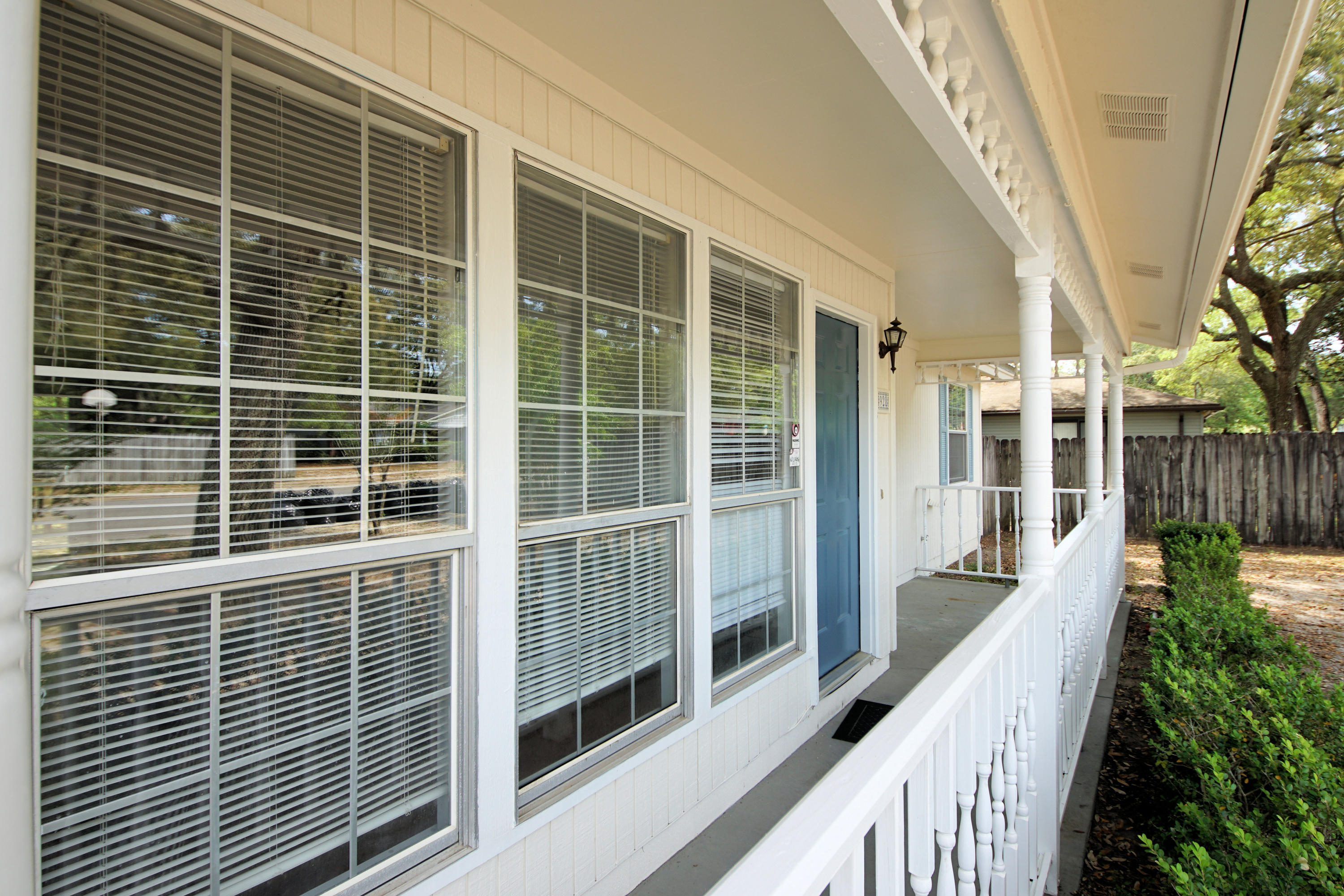 CREEKSIDE - Residential