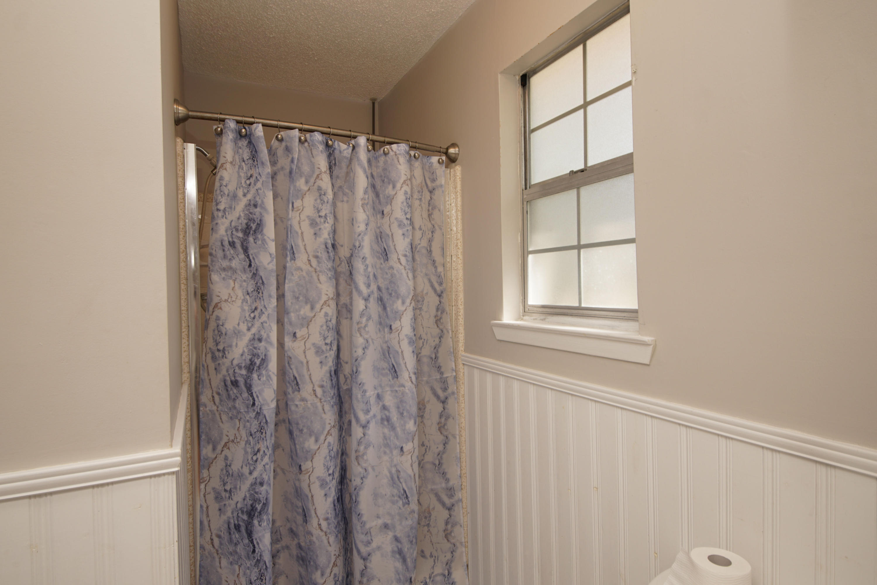 CREEKSIDE - Residential