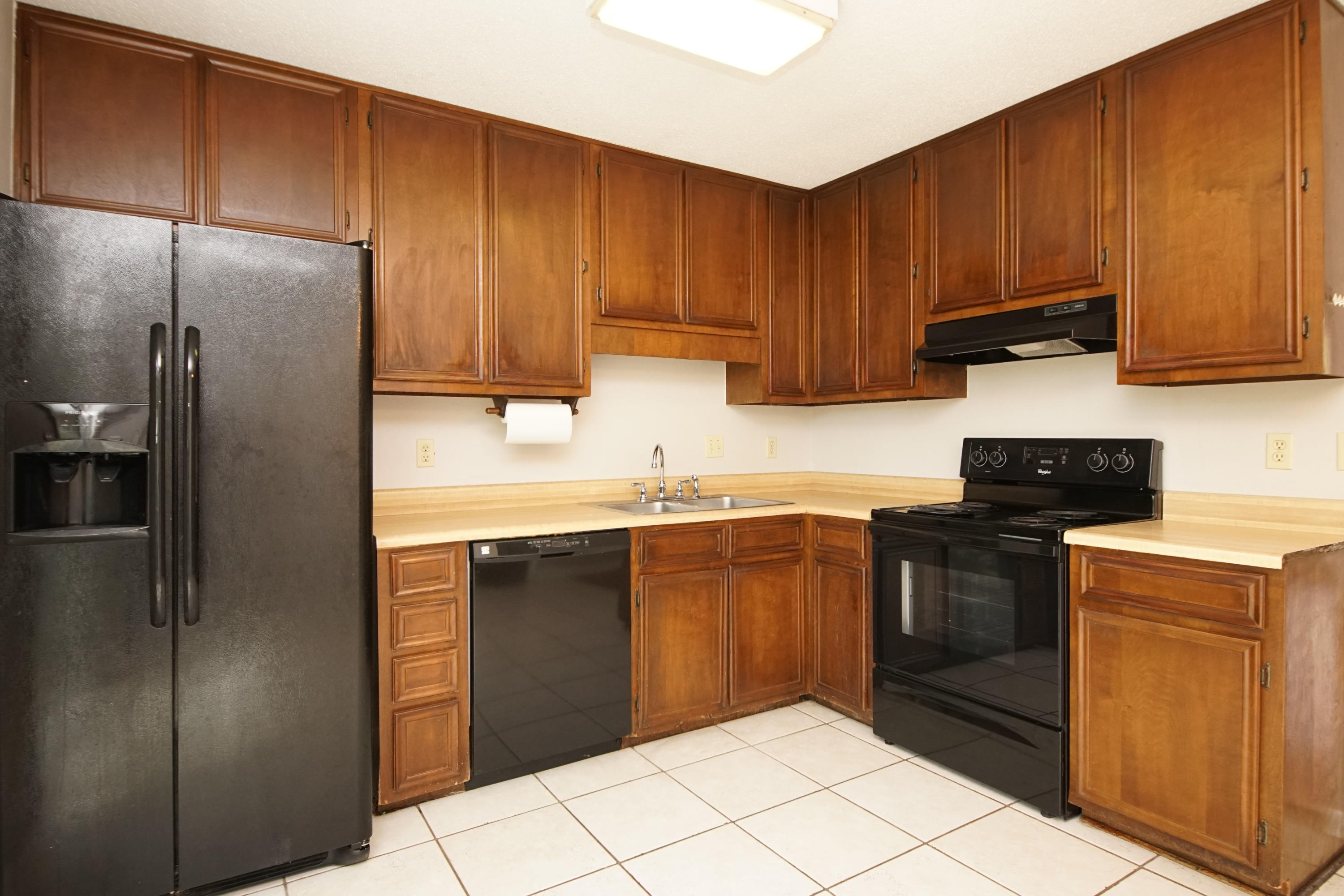 CREEKSIDE - Residential