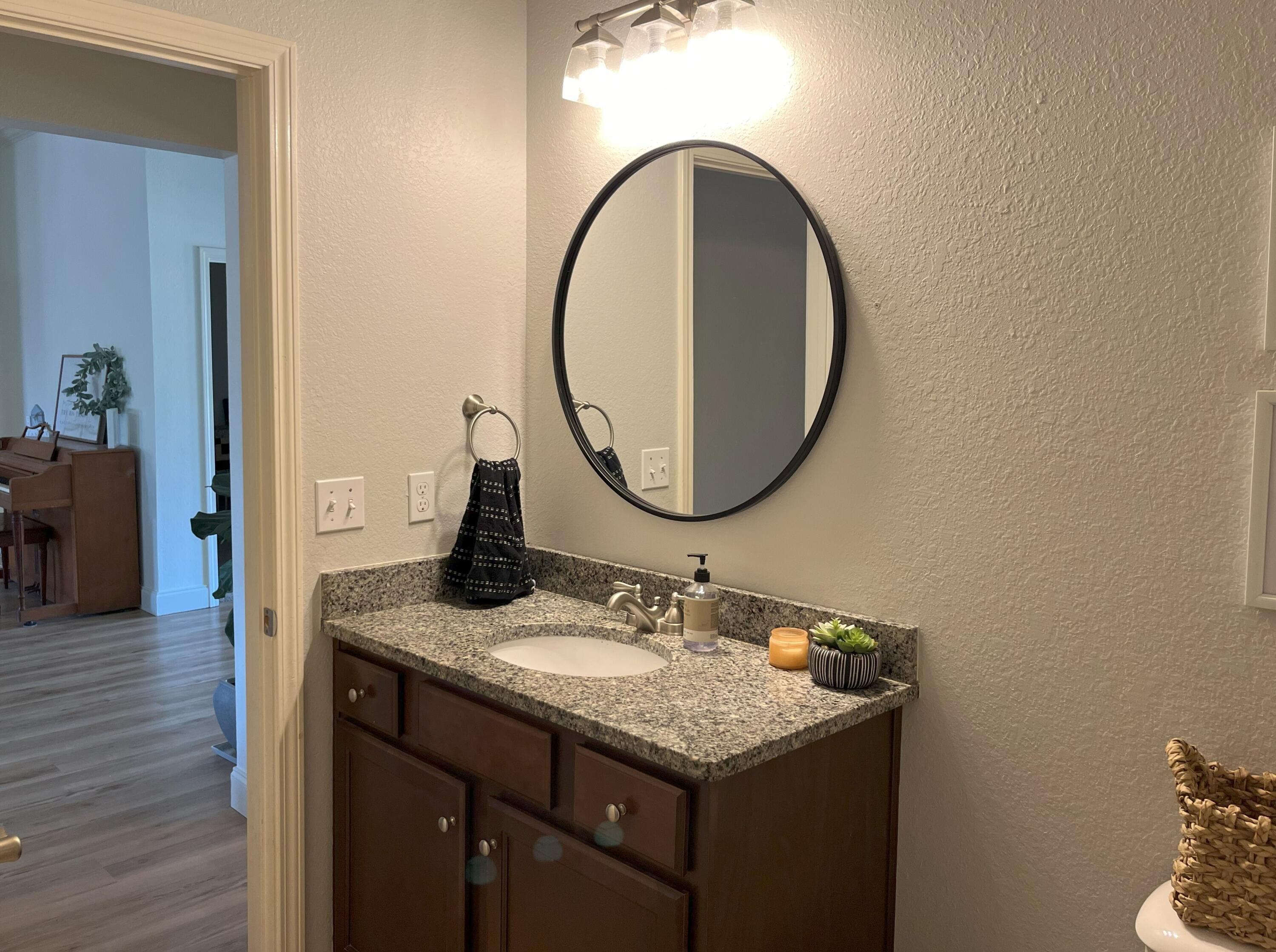 DUGGAN POND ESTATES - Residential Lease