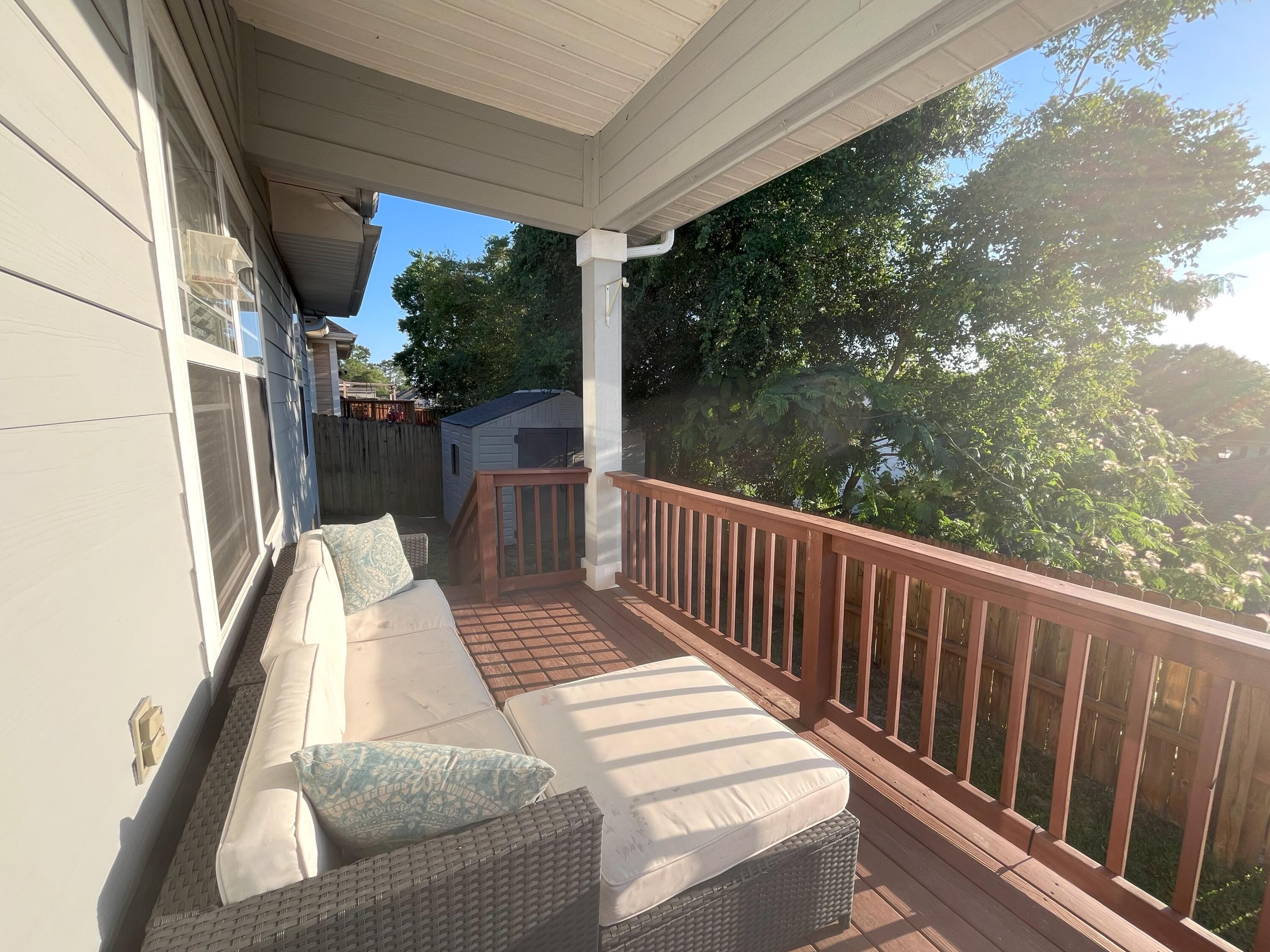 DUGGAN POND ESTATES - Residential Lease