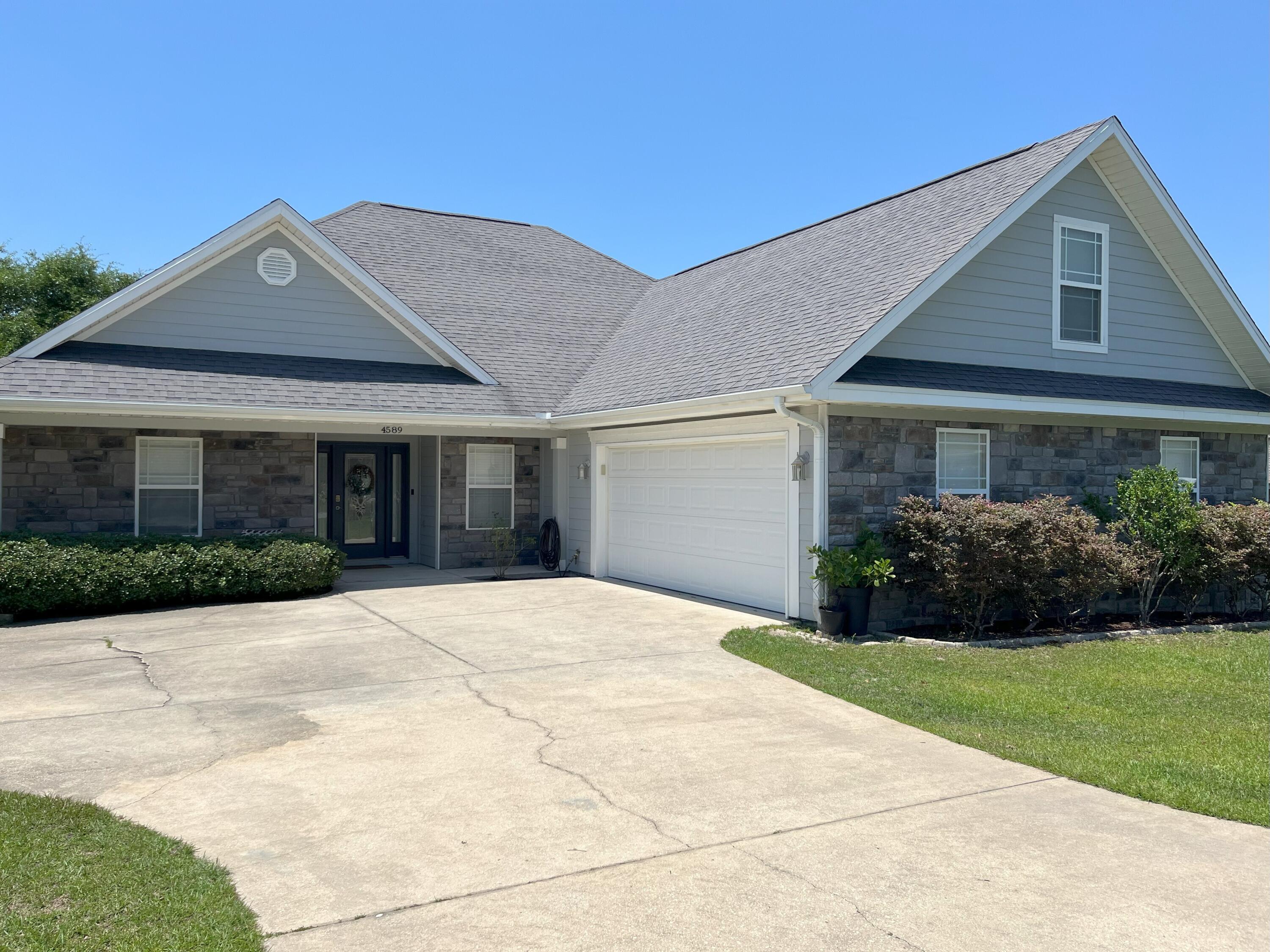 DUGGAN POND ESTATES - Residential Lease