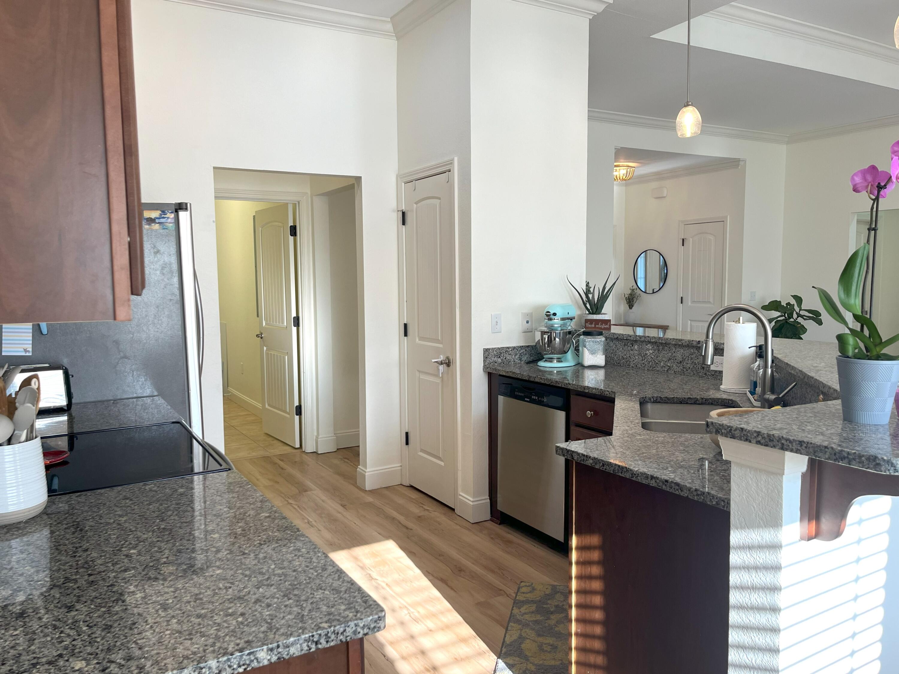 DUGGAN POND ESTATES - Residential Lease