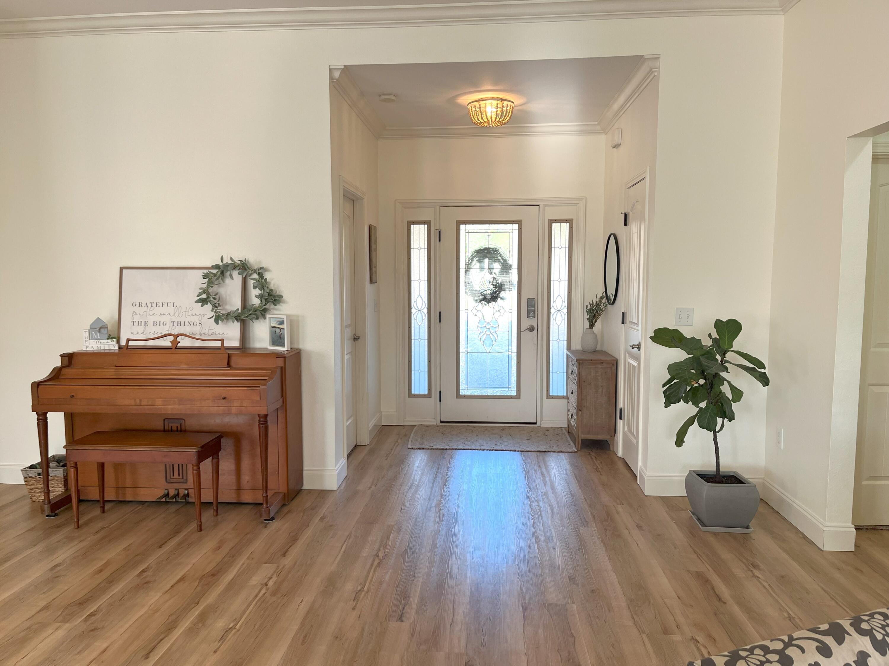 DUGGAN POND ESTATES - Residential Lease