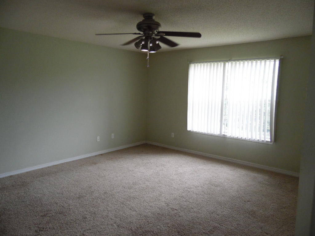 COUNTRYVIEW ESTATES 10TH ADDN - Residential