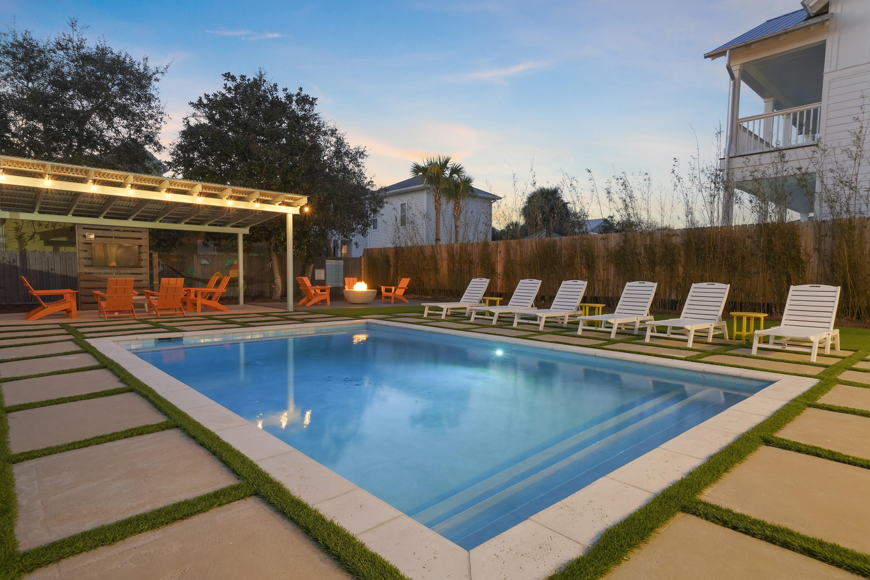 CRYSTAL BEACH - Residential