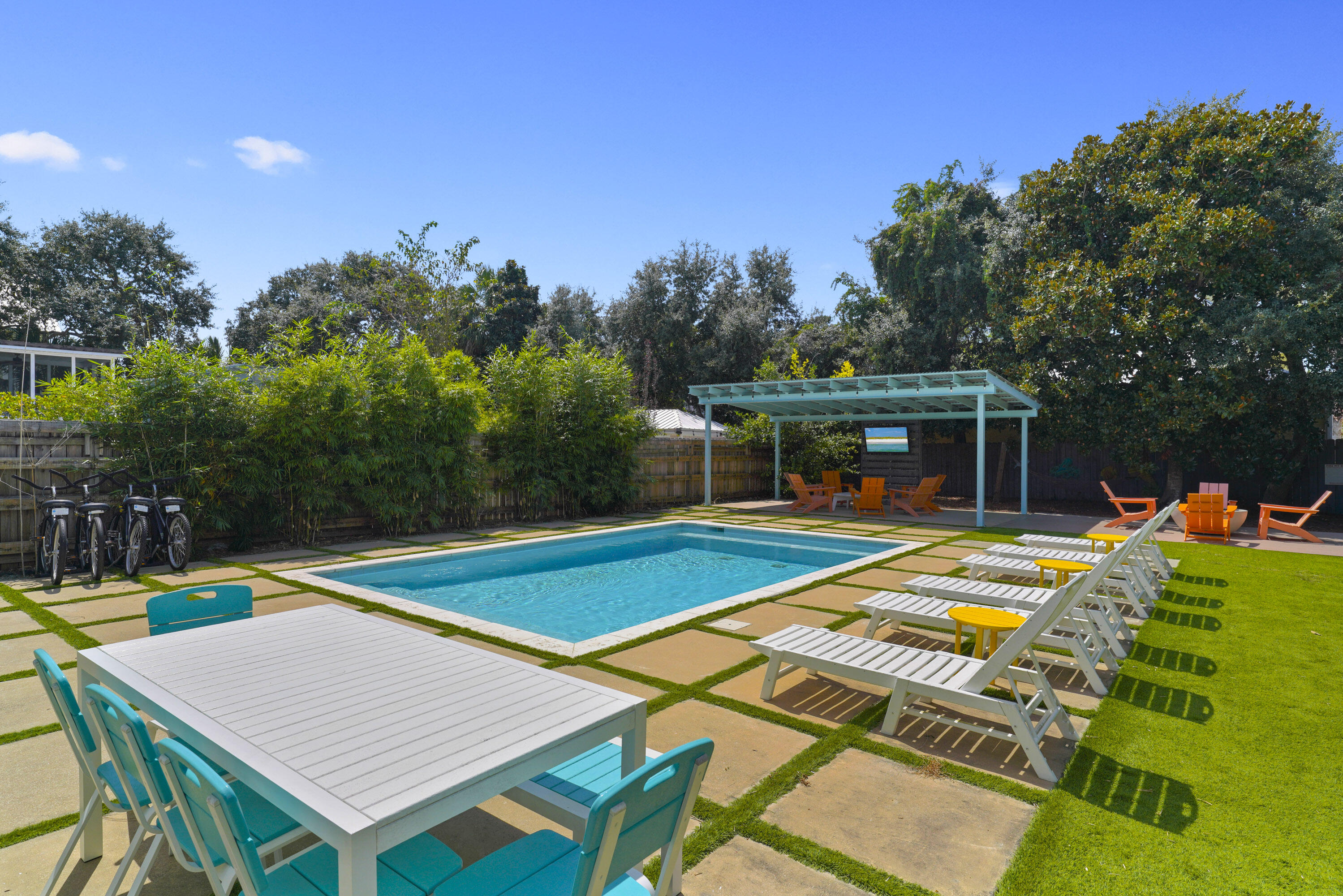 CRYSTAL BEACH - Residential