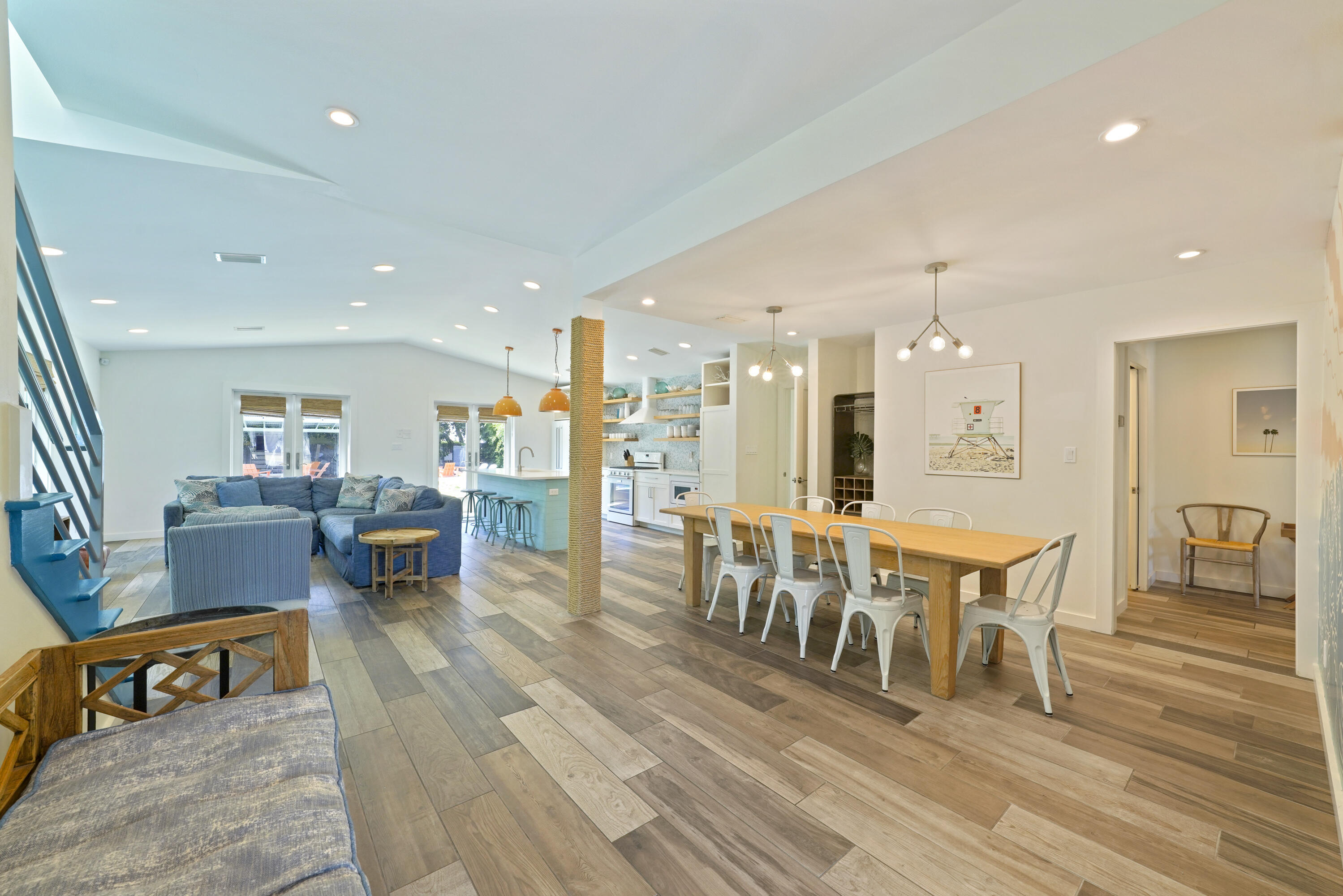 CRYSTAL BEACH - Residential