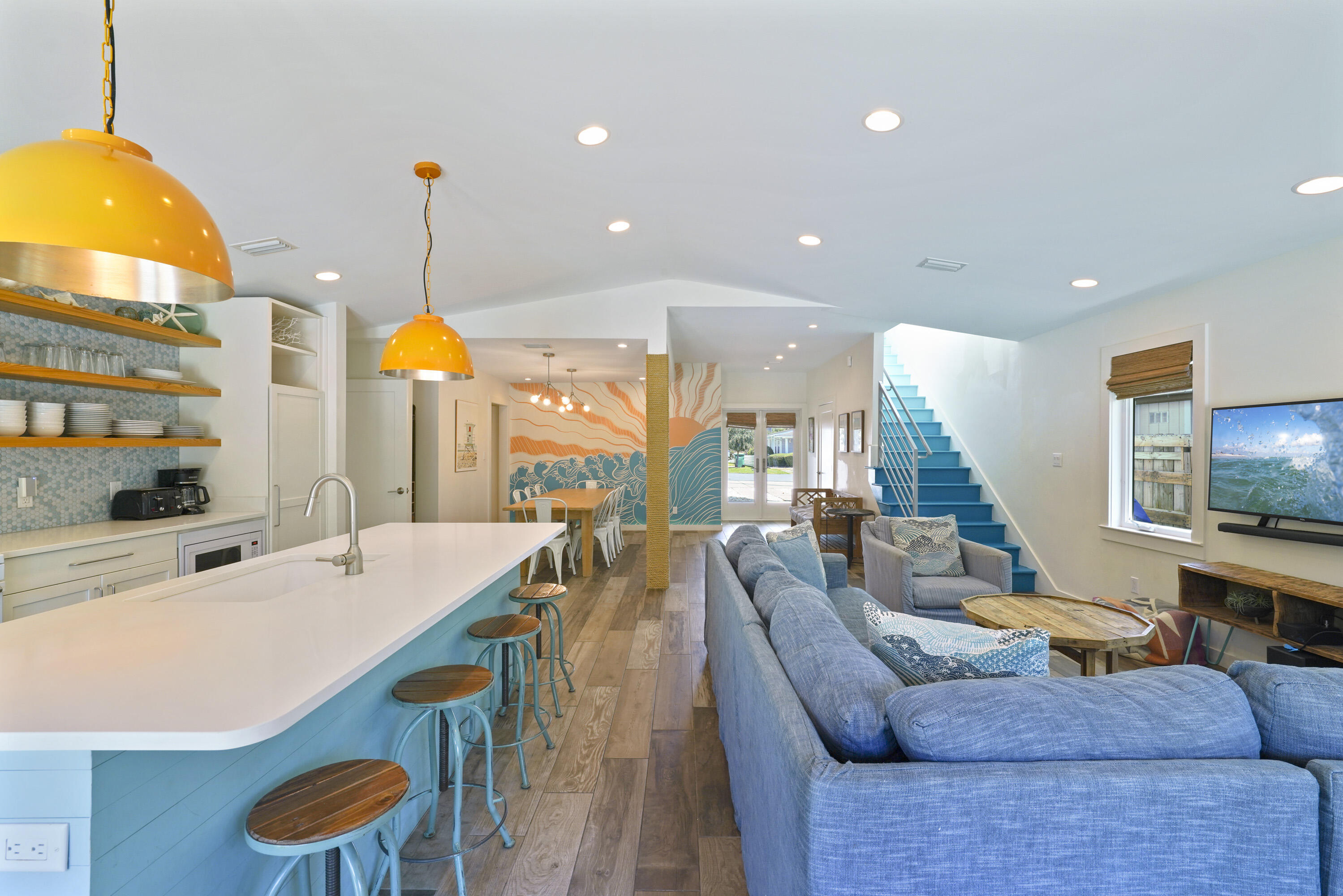 CRYSTAL BEACH - Residential