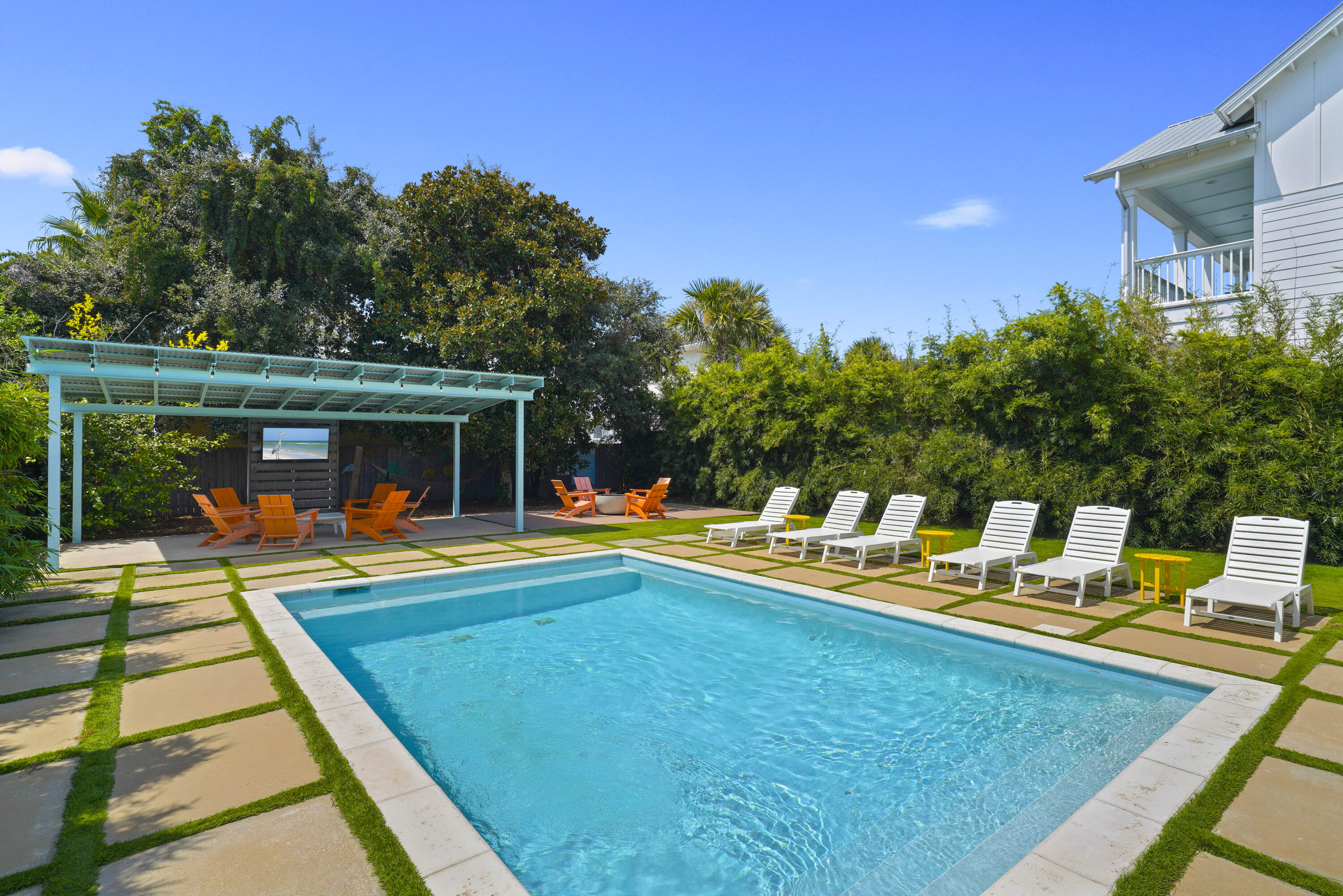 CRYSTAL BEACH - Residential