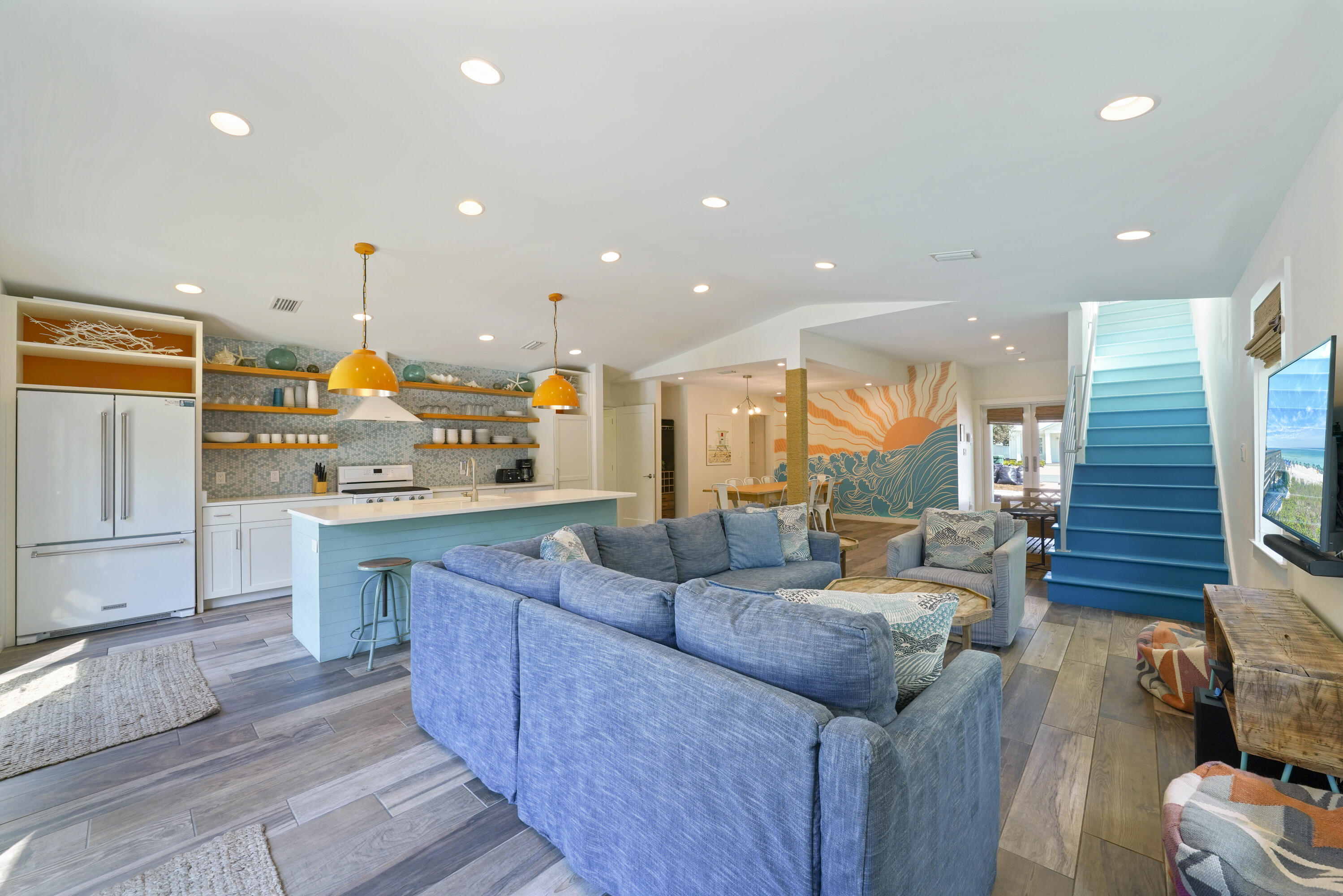 CRYSTAL BEACH - Residential