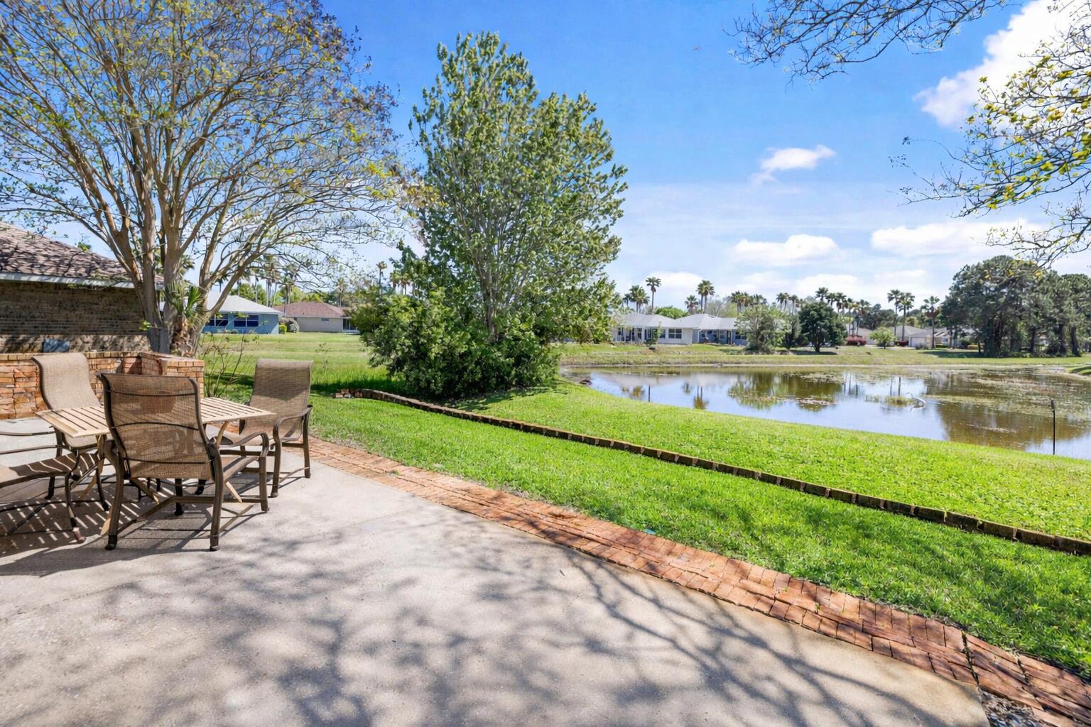 MANDAVILLA - Residential