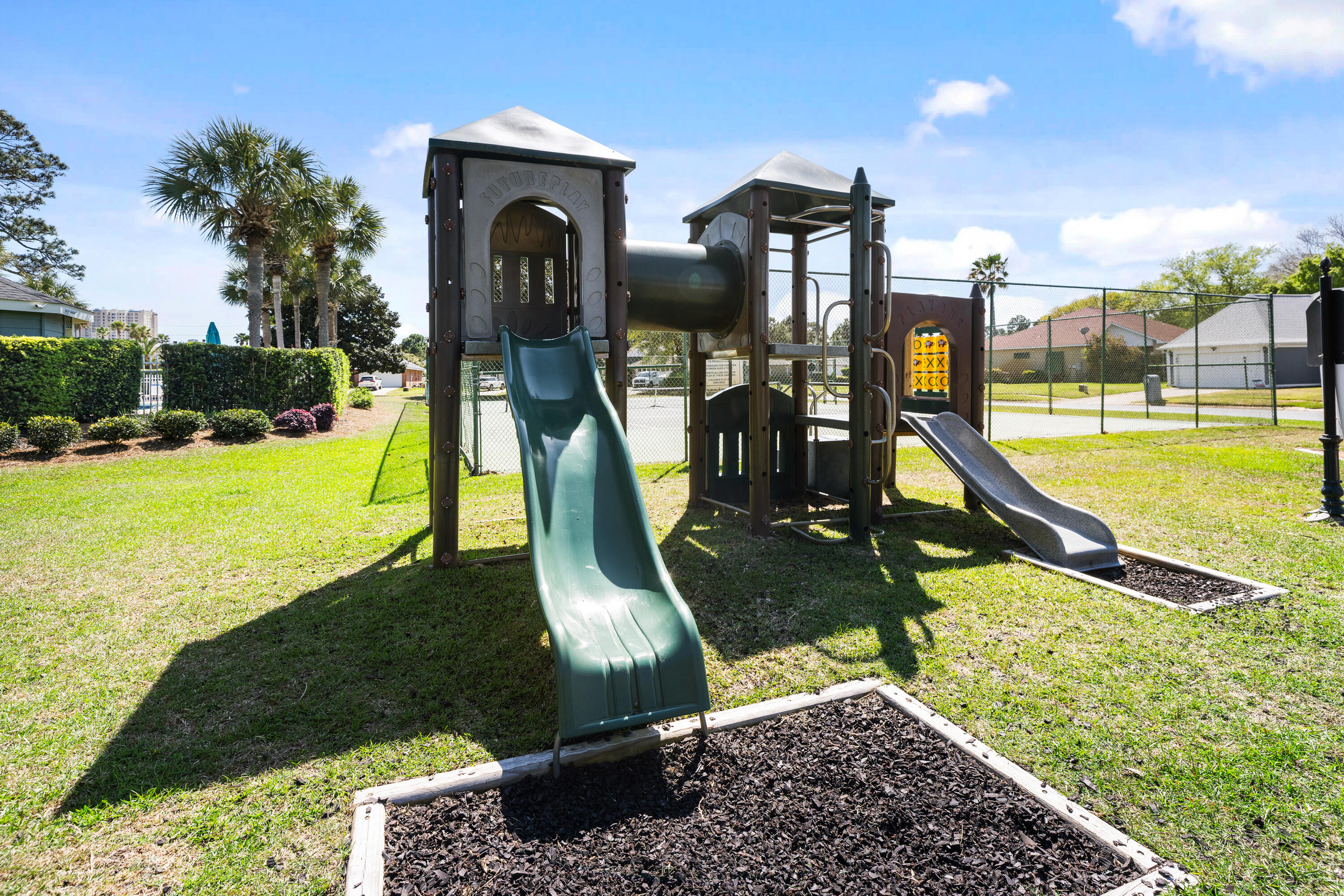 MANDAVILLA - Residential