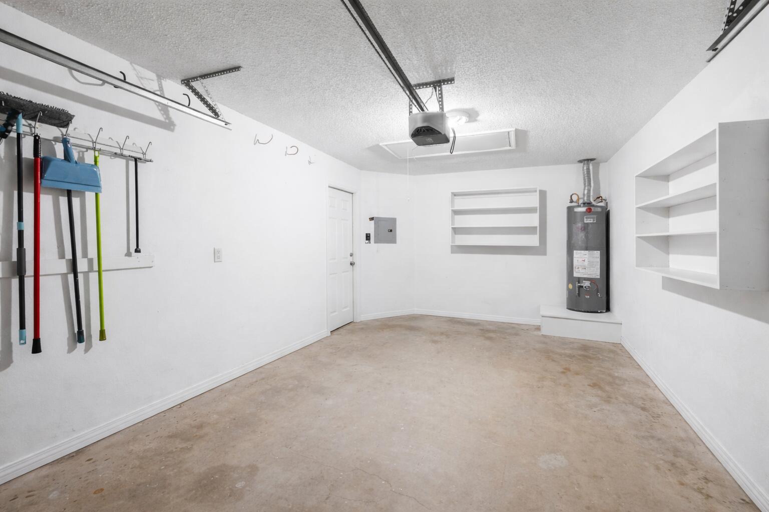 MANDAVILLA - Residential