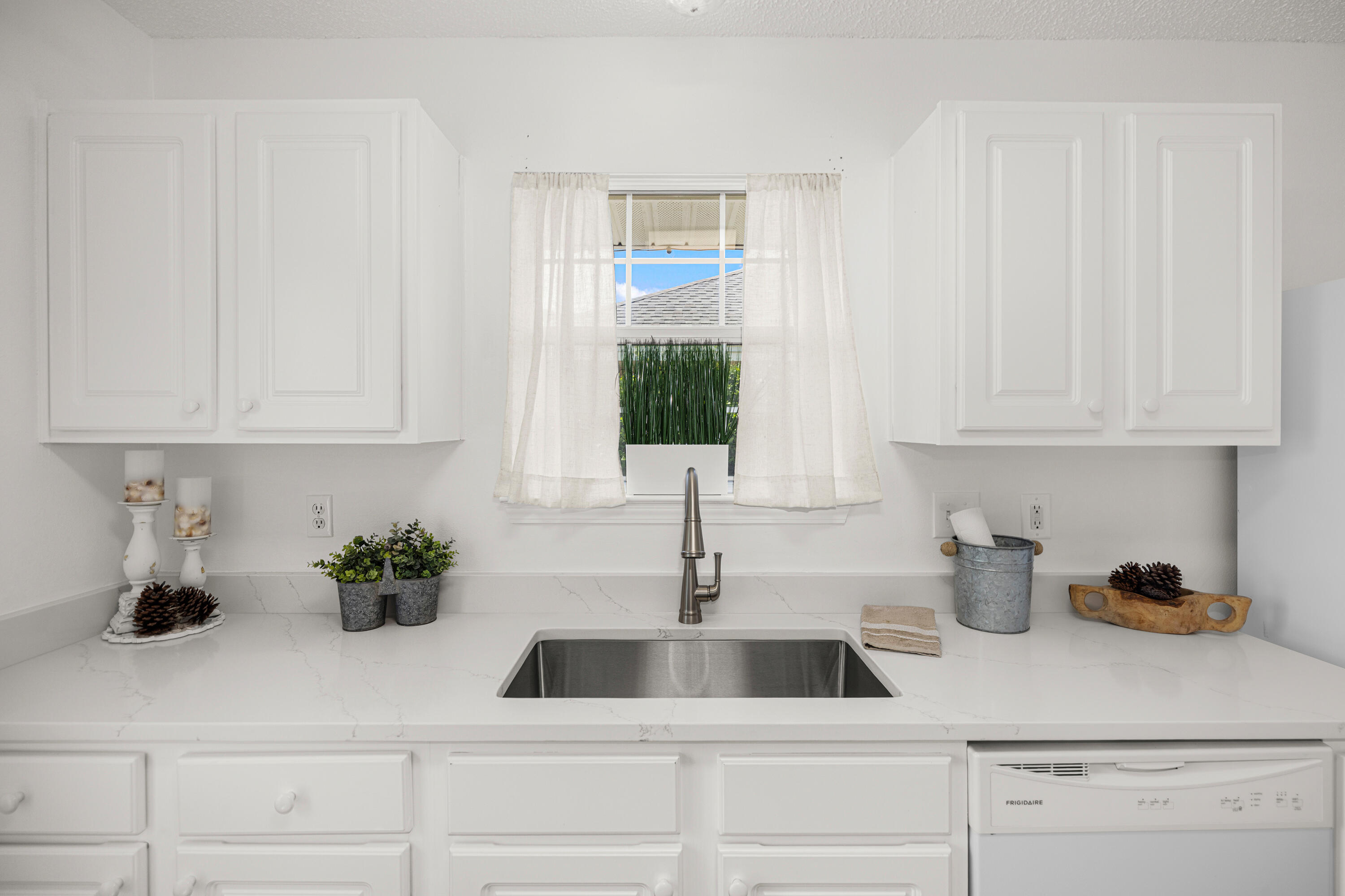 MANDAVILLA - Residential