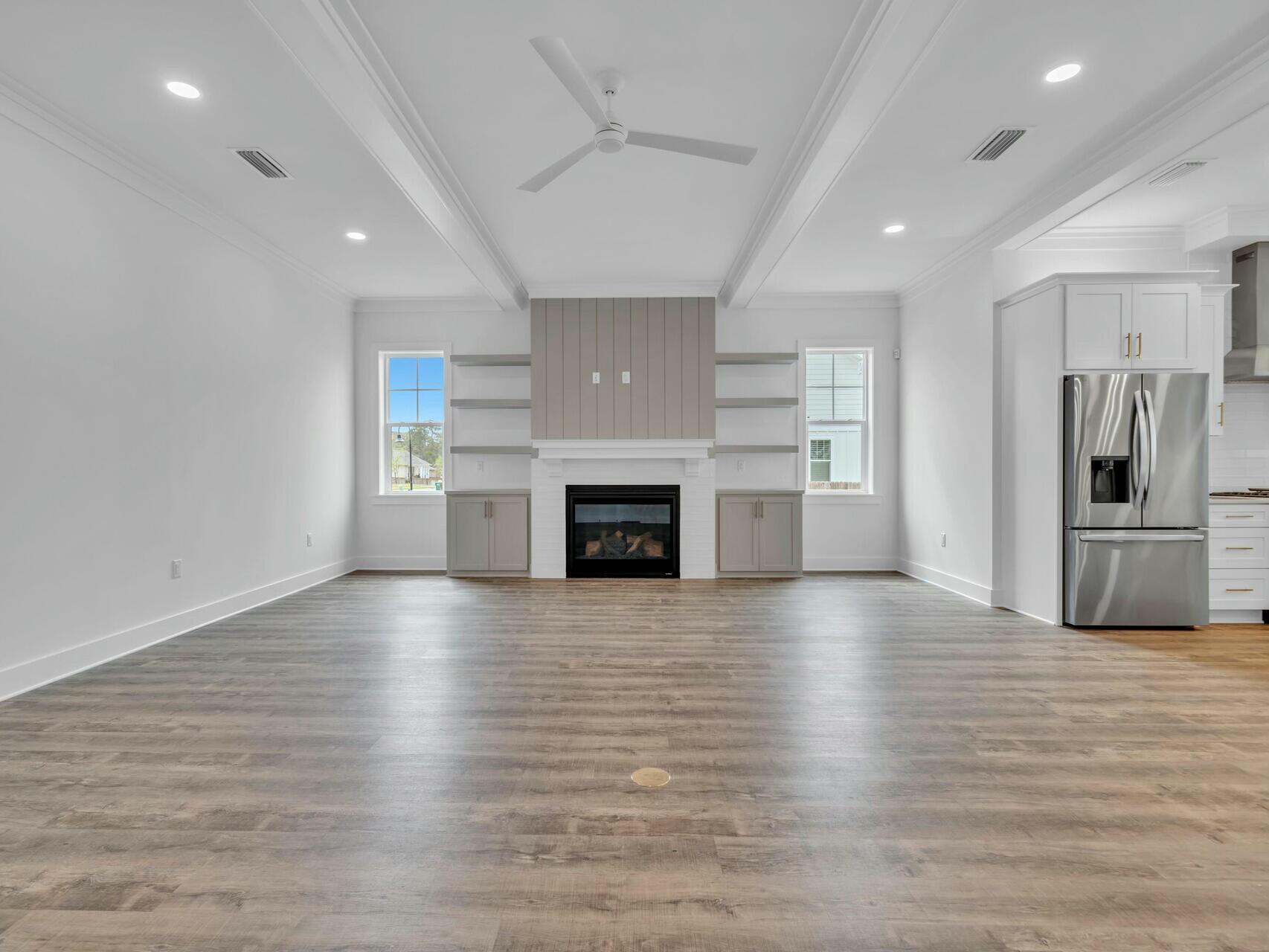 Deer Moss Creek - Residential