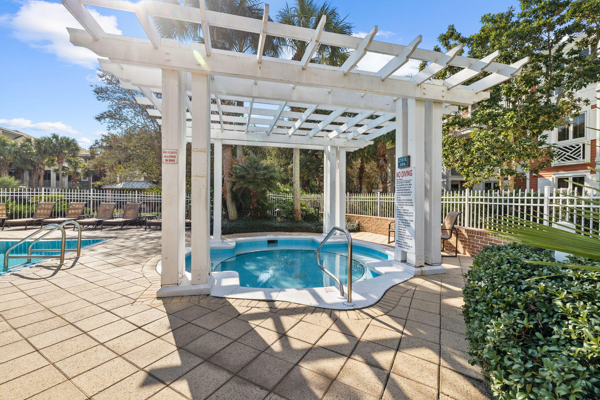 OBSERVATION POINT - Residential