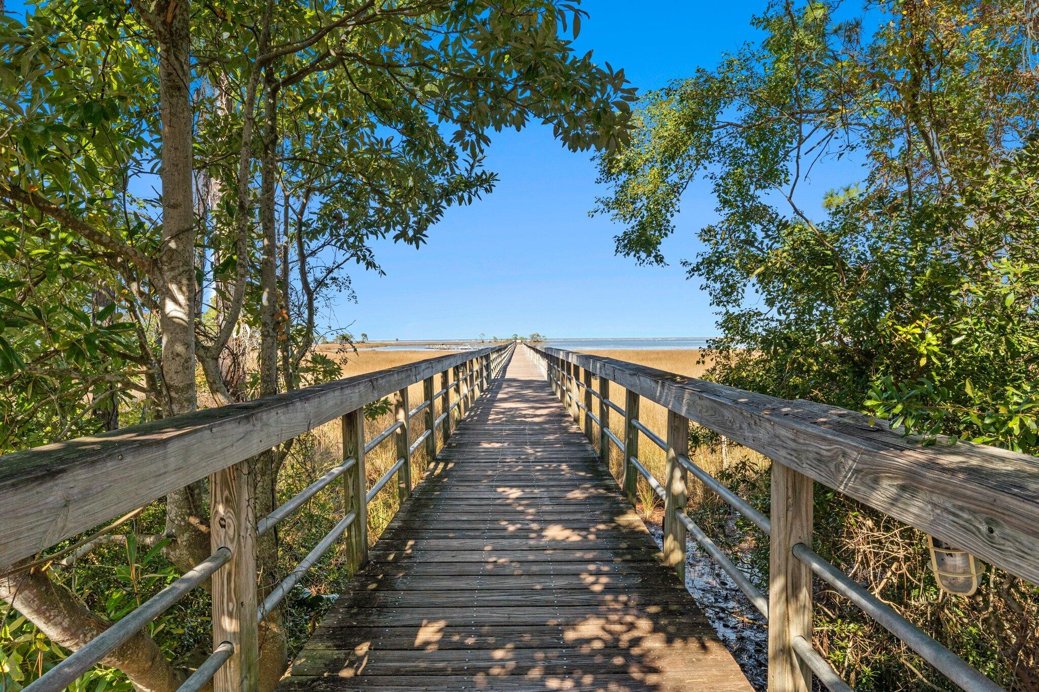 OBSERVATION POINT - Residential