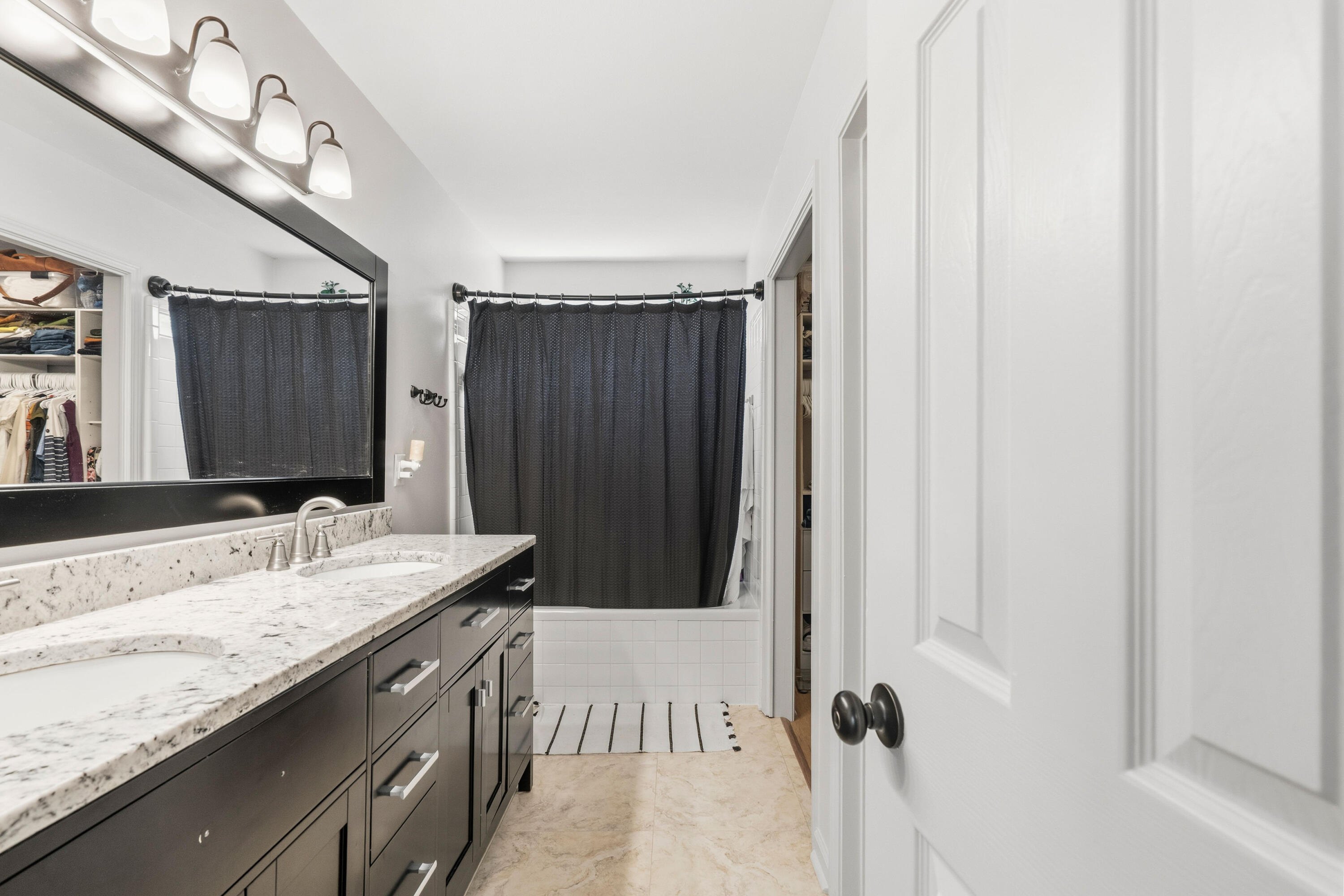 SANDALWOOD - Residential