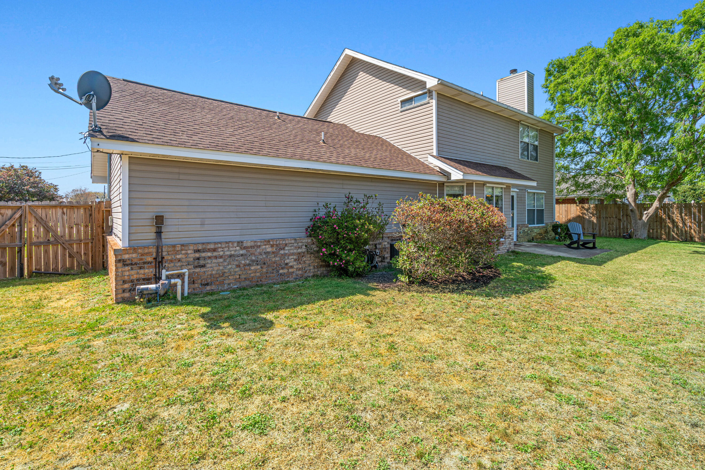 SANDALWOOD - Residential